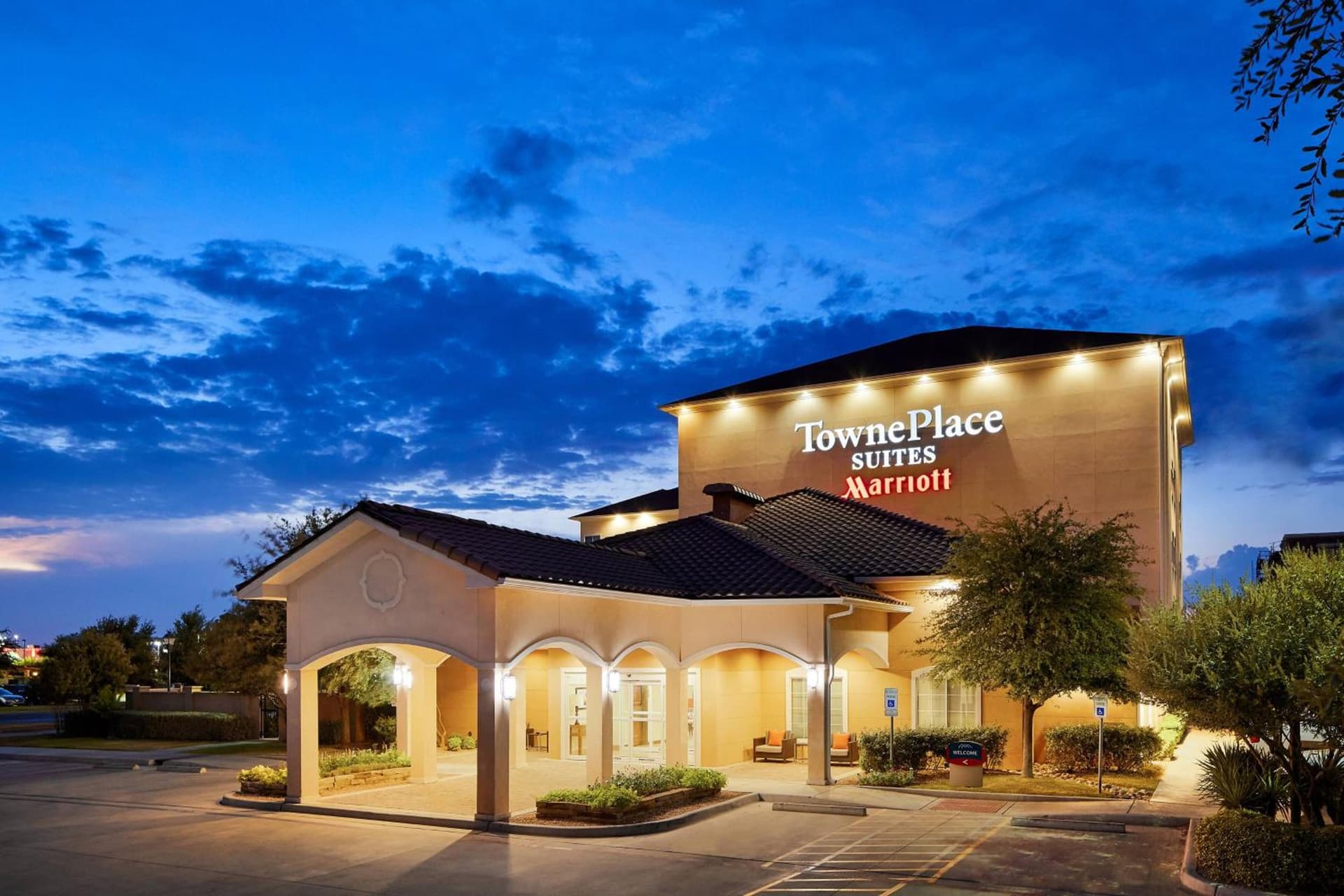 TownePlace Suites by Marriott Midland interior in Midland, TX — gallery photo 2