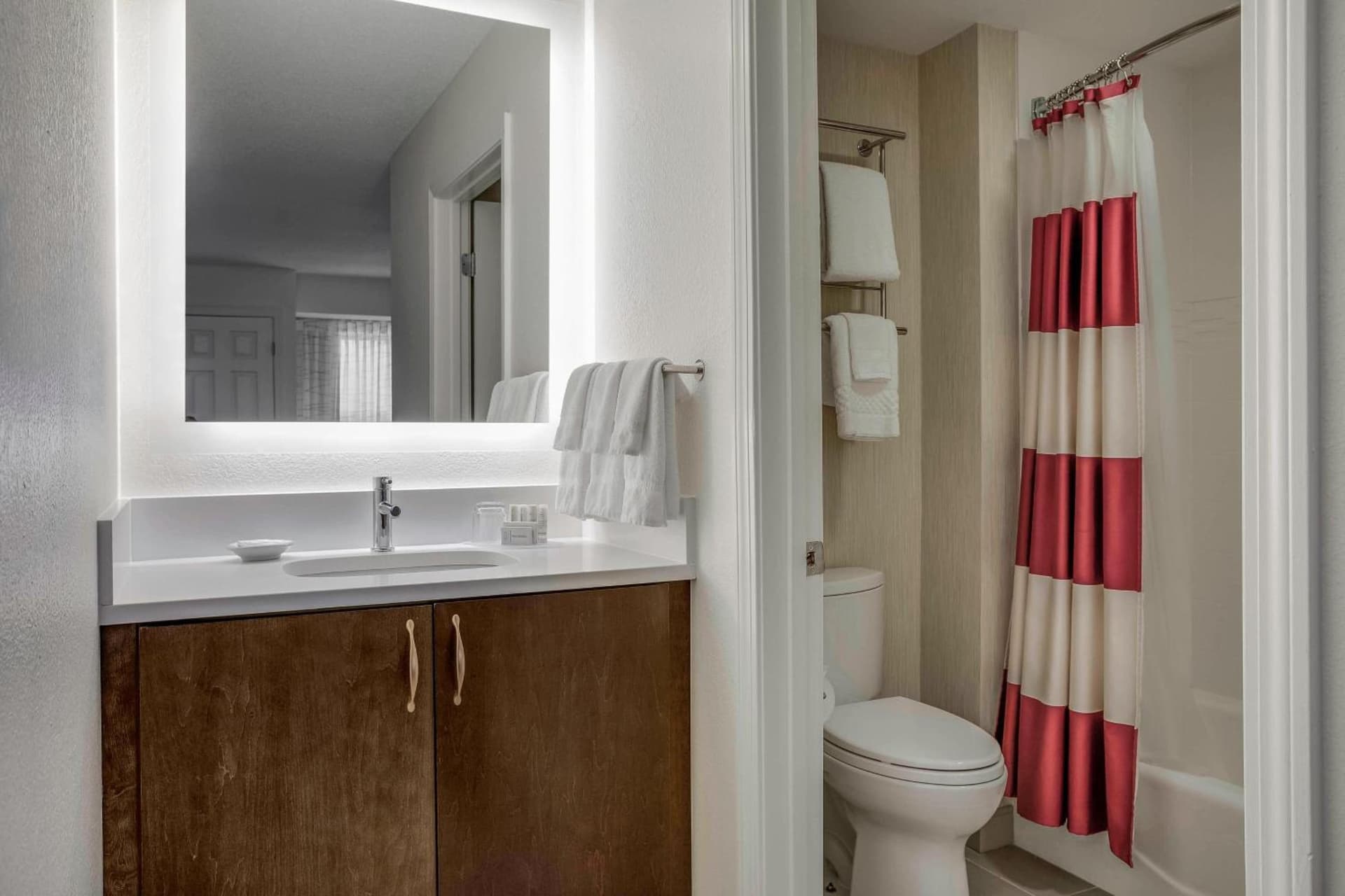 Residence Inn by Marriott Portsmouth gallery photo in Portsmouth, NH — image 16