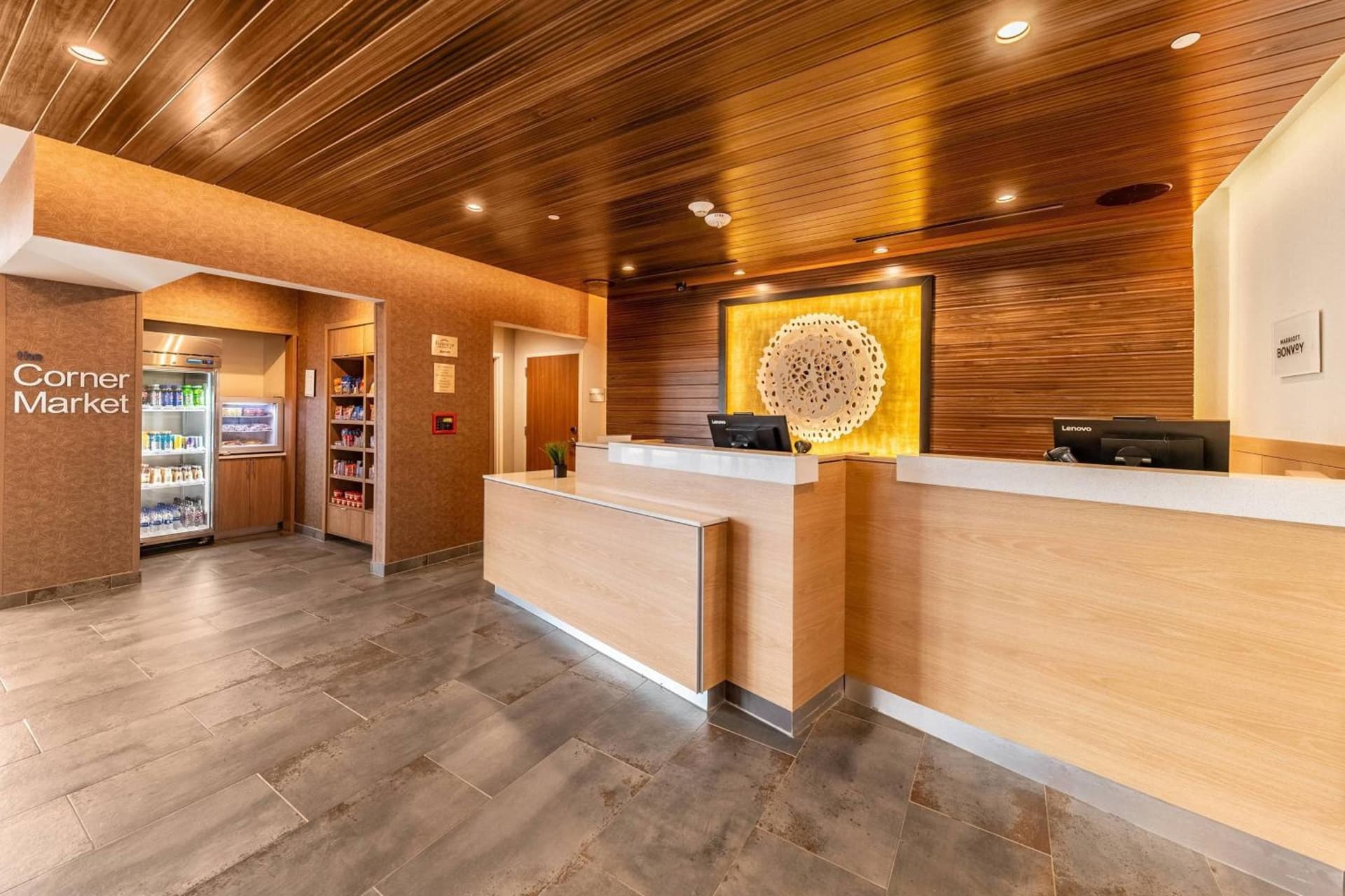 Fairfield Inn & Suites by Marriott Gainesville I-35 interior in Gainesville, TX — gallery photo 2