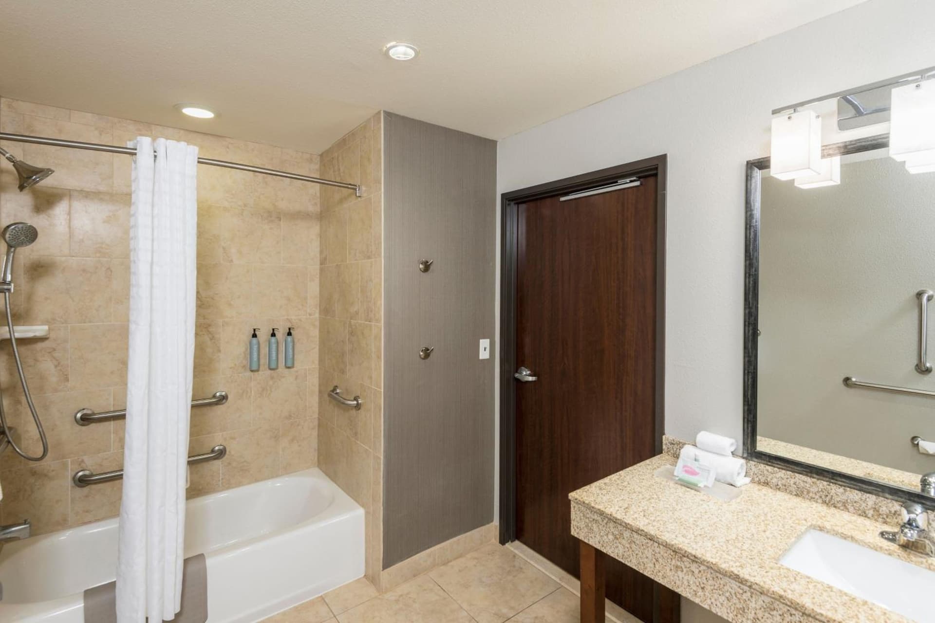 Courtyard by Marriott Abilene Northeast interior in Abilene, TX — gallery photo 2