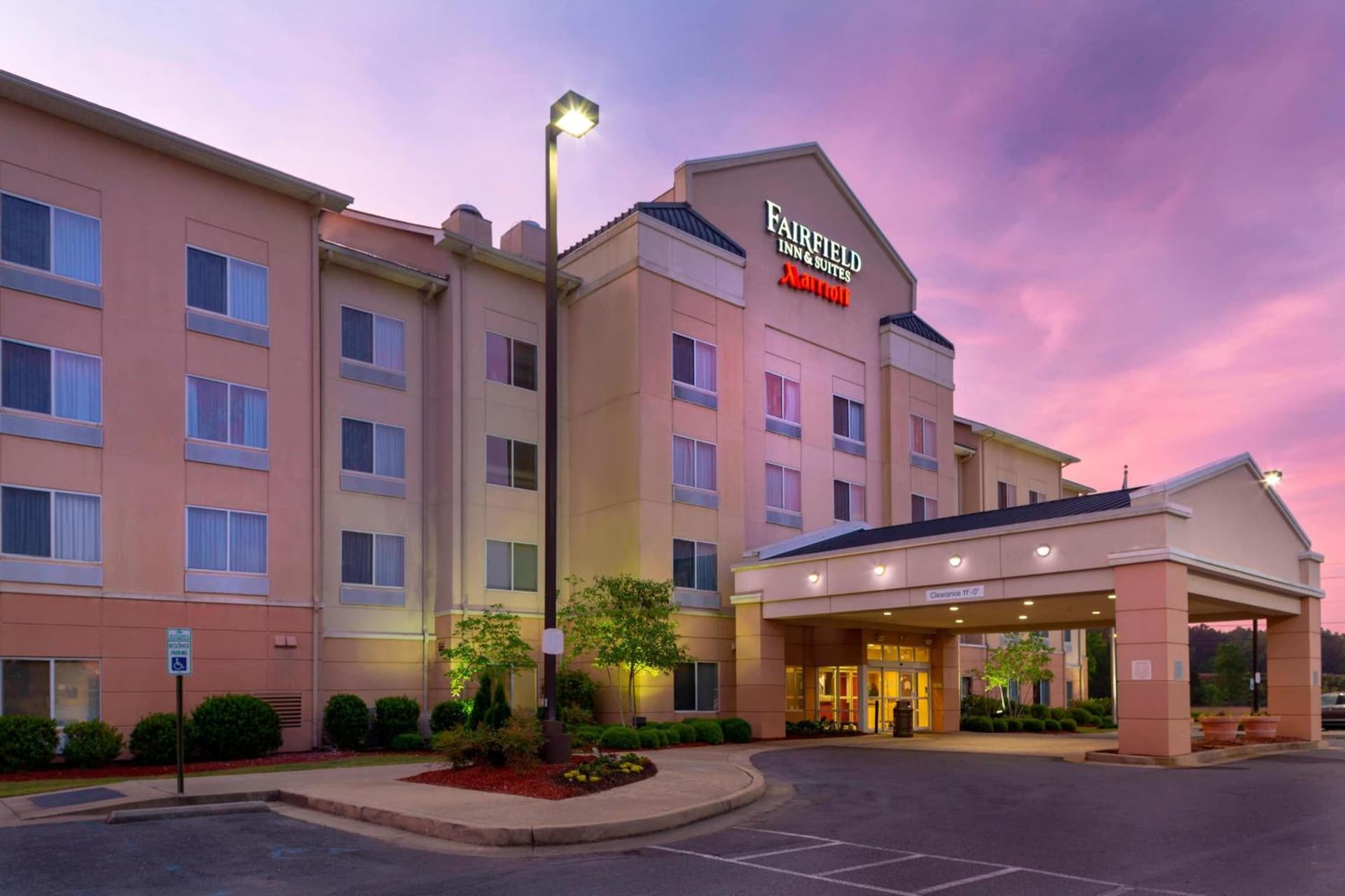 Fairfield Inn and Suites by Marriott Gadsden featured exterior or lobby in Gadsden, AL — similar hotel