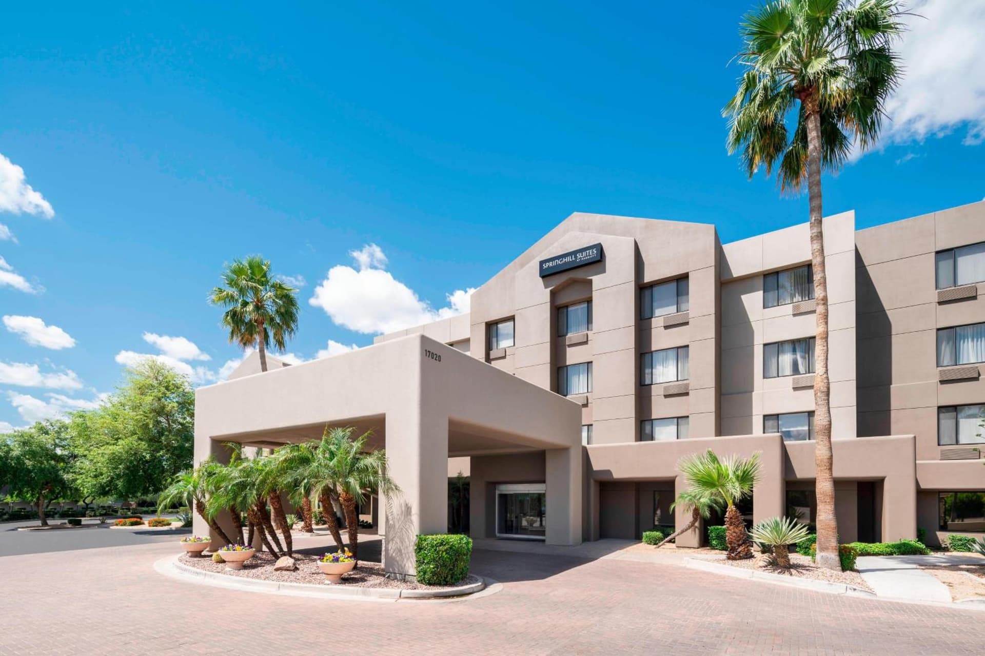 SpringHill Suites Scottsdale North interior in Scottsdale, AZ — gallery photo 2