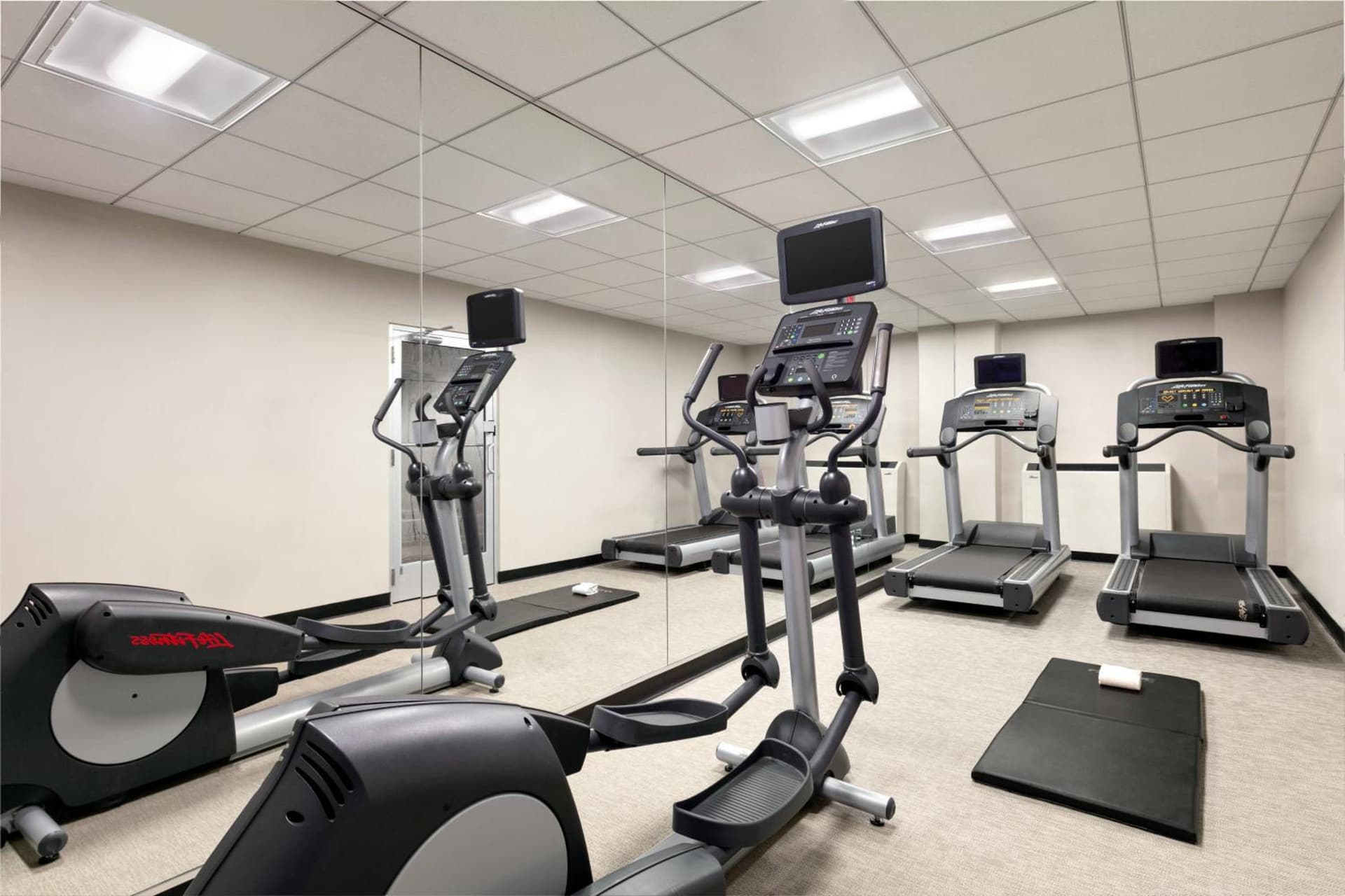 SpringHill Suites by Marriott Baltimore Downtown/Inner Harbor gallery photo in Baltimore, MD — image 16