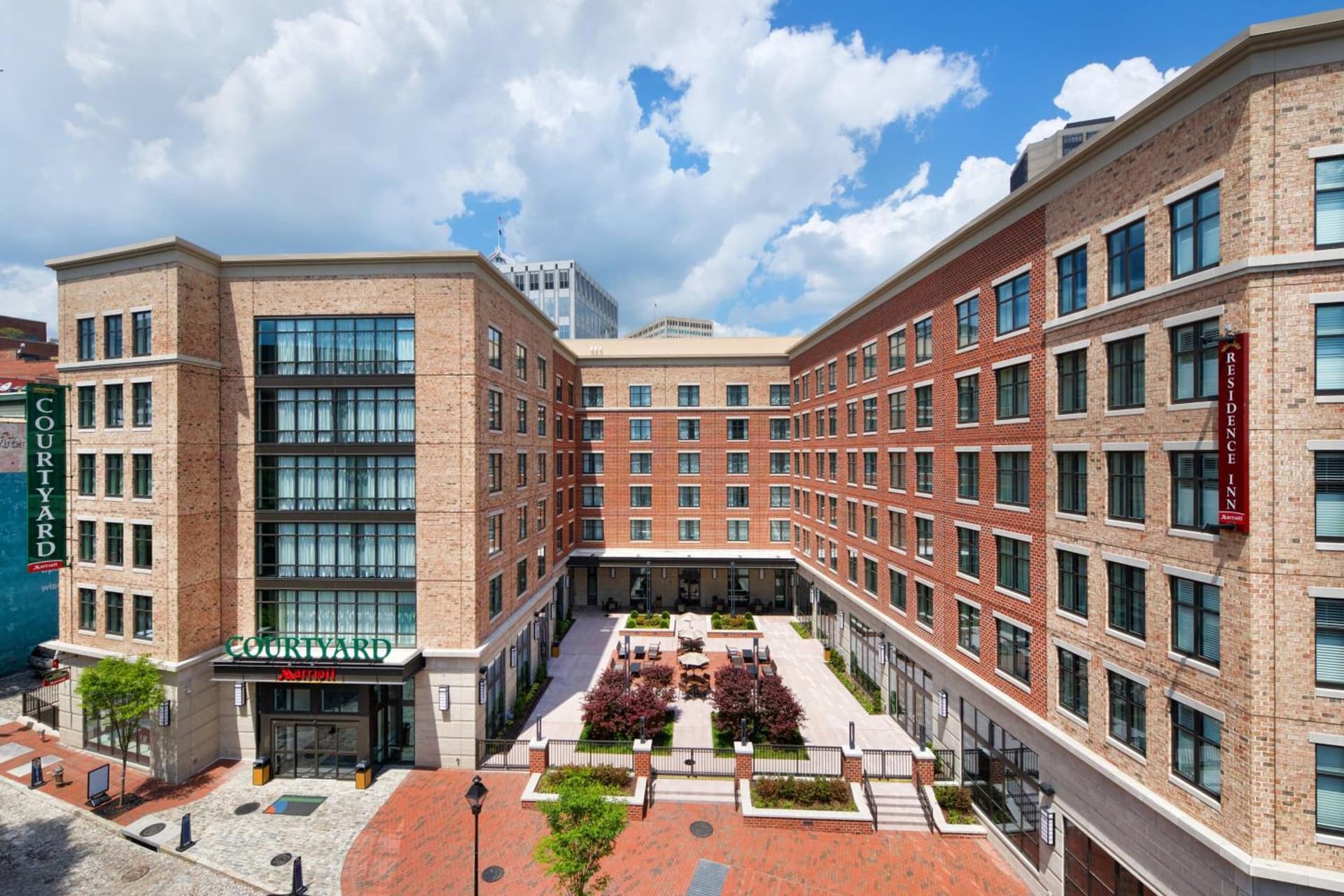 Courtyard by Marriott Richmond Downtown property views in Richmond, VA — gallery photo 3