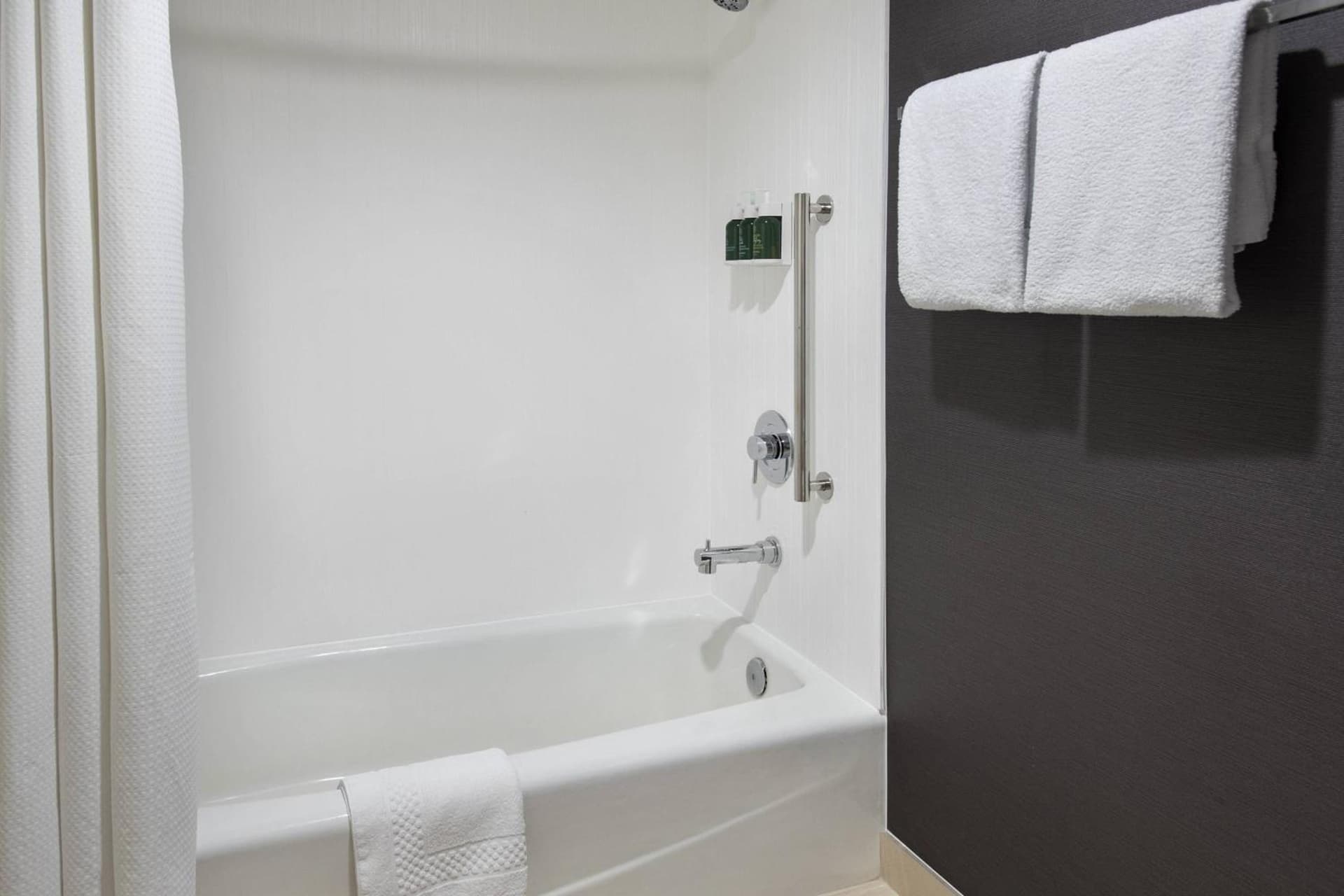 Courtyard by Marriott Poughkeepsie gallery photo in Poughkeepsie, NY — image 8