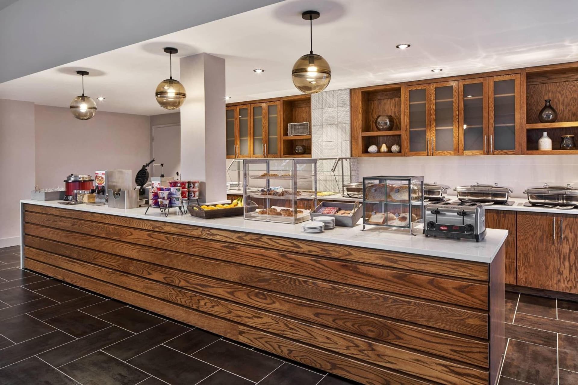 Delta Hotels by Marriott Norfolk Airport gallery photo in Norfolk, VA — image 17