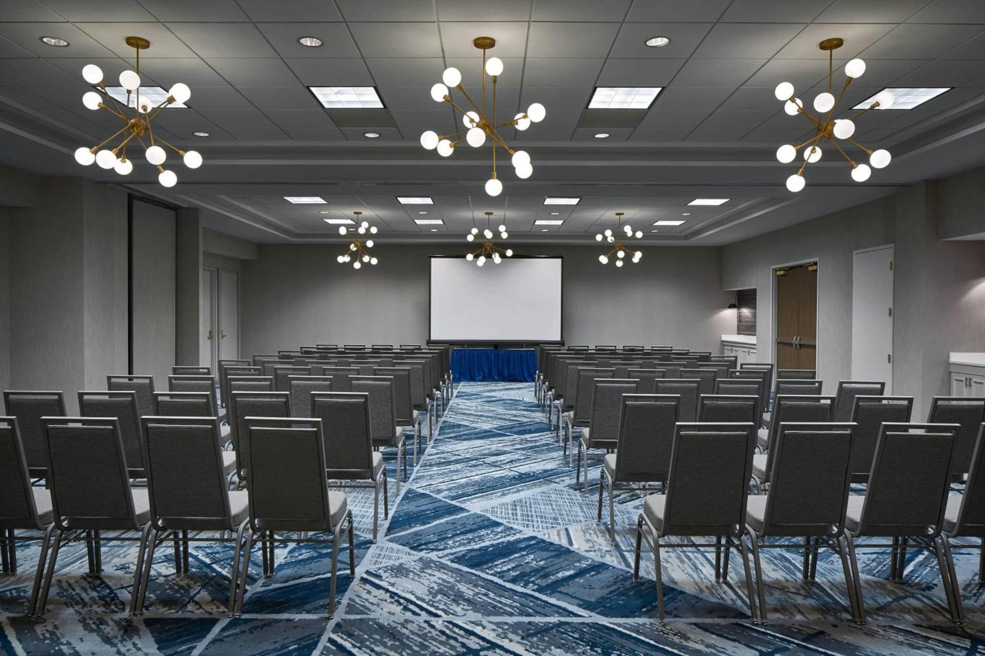 Delta Hotels by Marriott Norfolk Airport gallery photo in Norfolk, VA — image 9