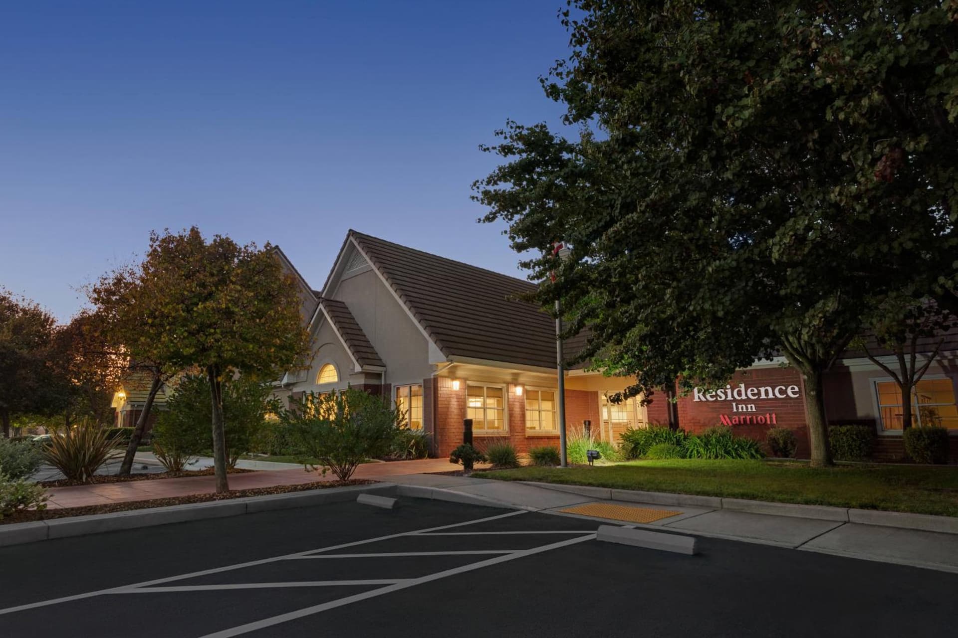 Residence Inn by Marriott San Jose South Morgan Hill featured exterior or lobby in Morgan Hill, CA — similar hotel