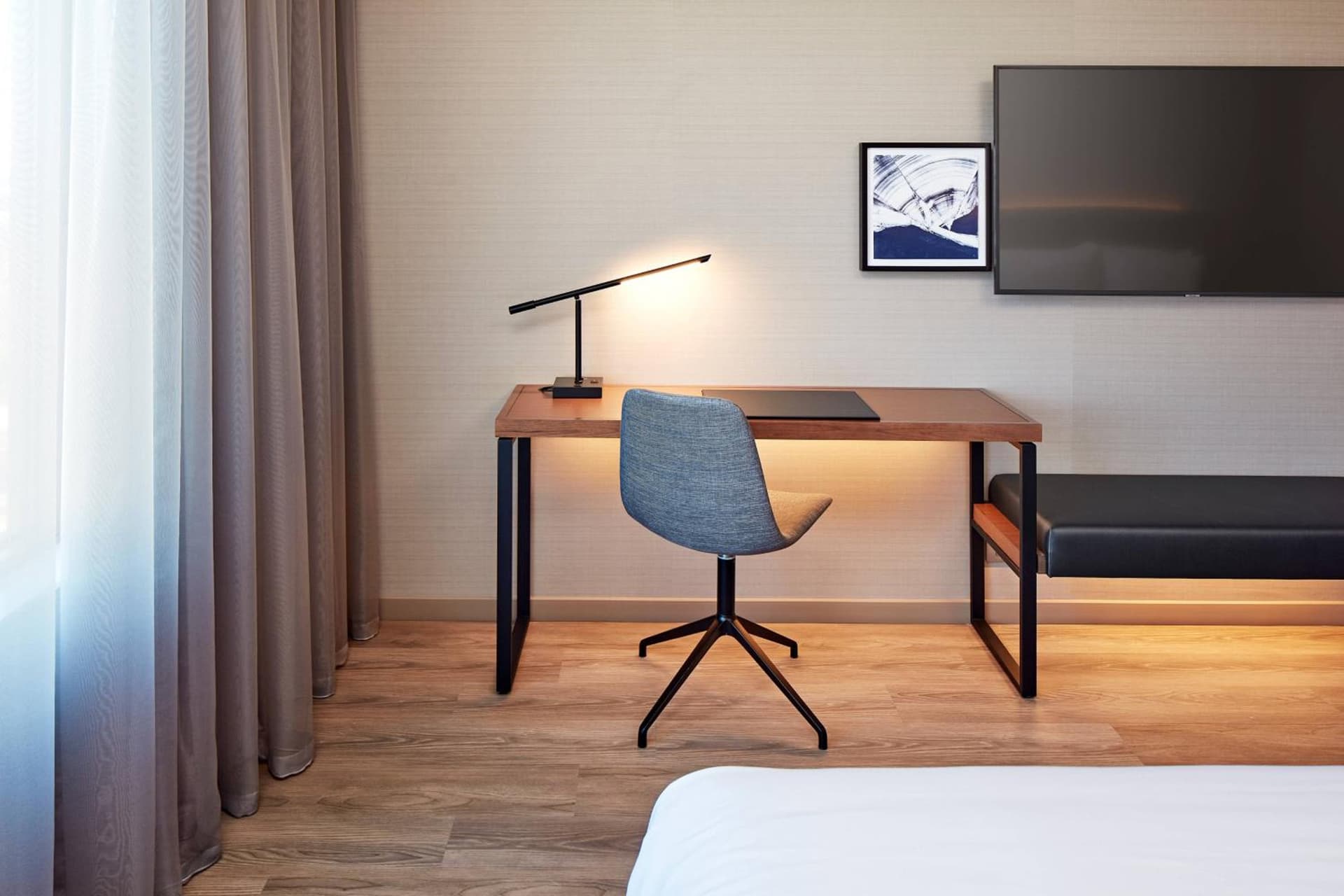 AC Hotel by Marriott San Jose Santa Clara gallery photo in Santa Clara, CA — image 7