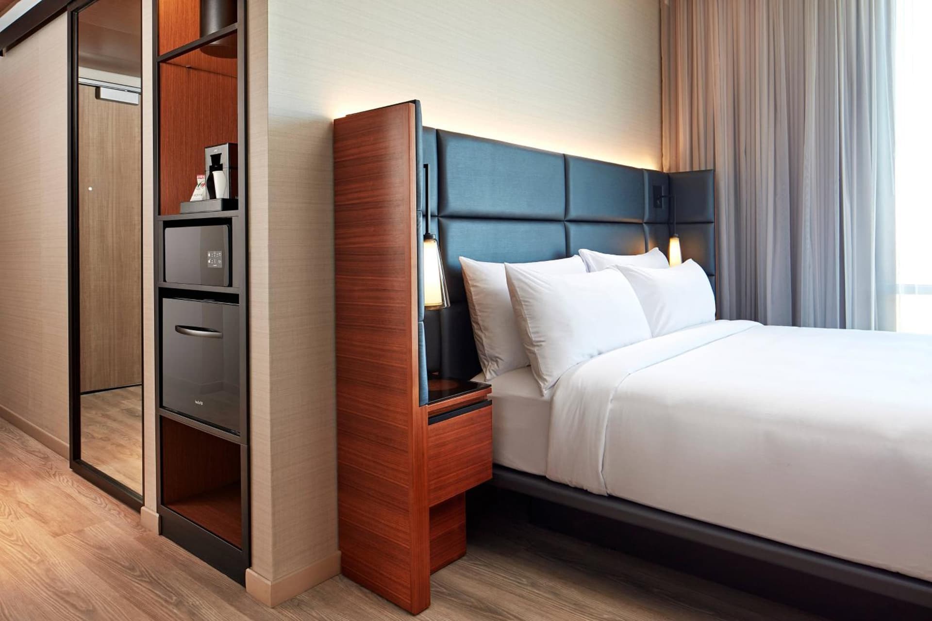 AC Hotel by Marriott San Jose Santa Clara gallery photo in Santa Clara, CA — image 60