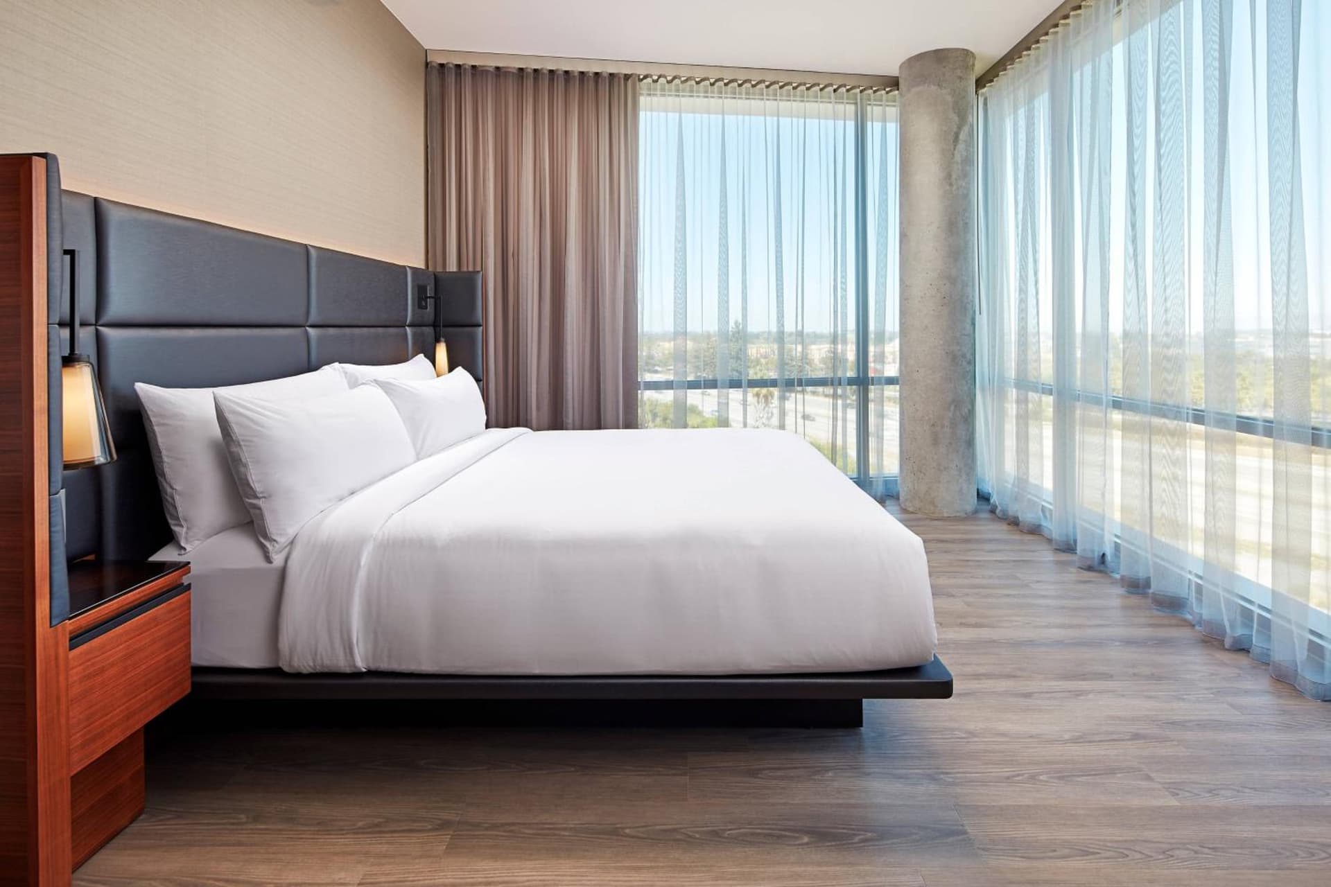 AC Hotel by Marriott San Jose Santa Clara gallery photo in Santa Clara, CA — image 20