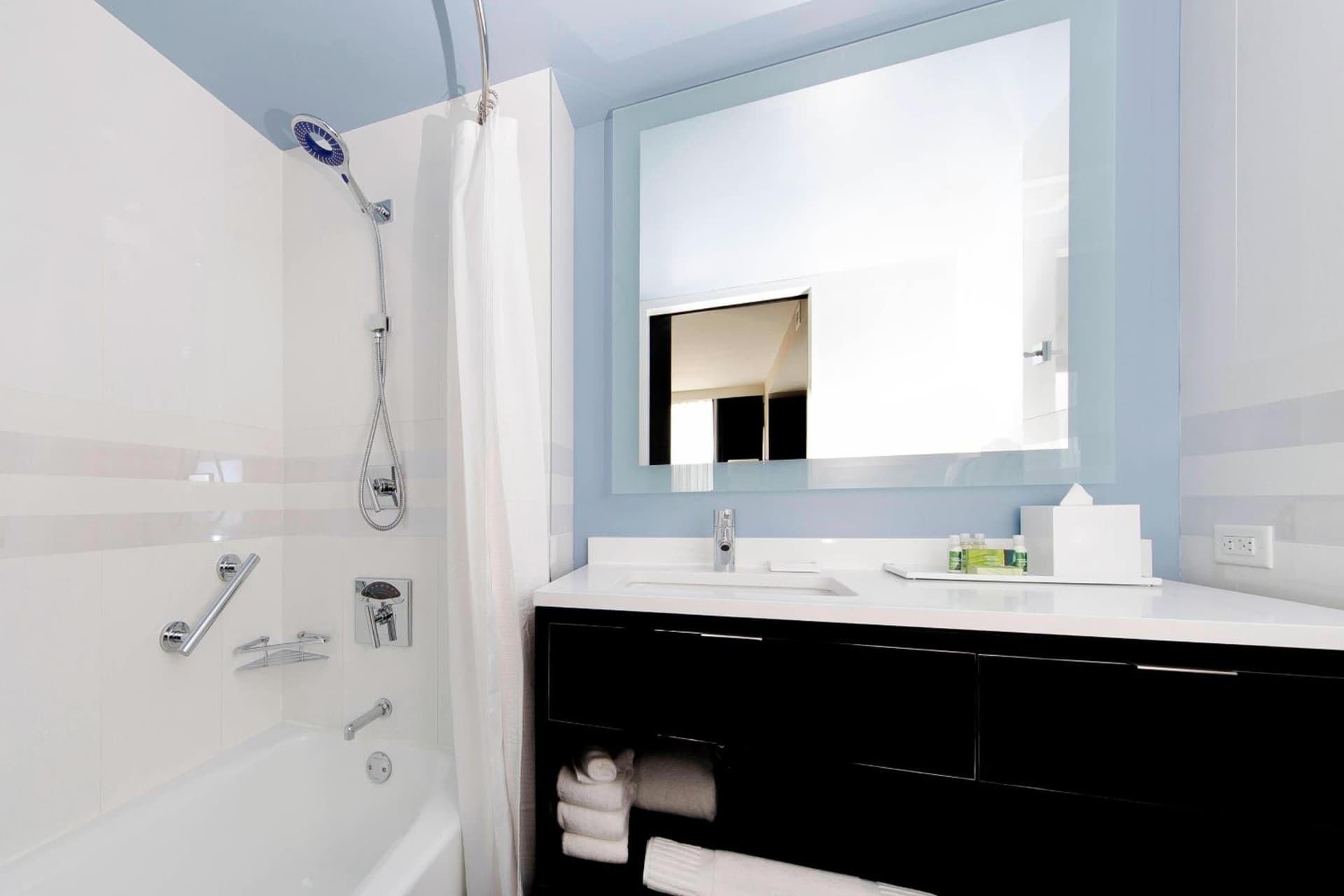 Residence Inn by Marriott New York Manhattan/Central Park gallery photo in New York, NY — image 14