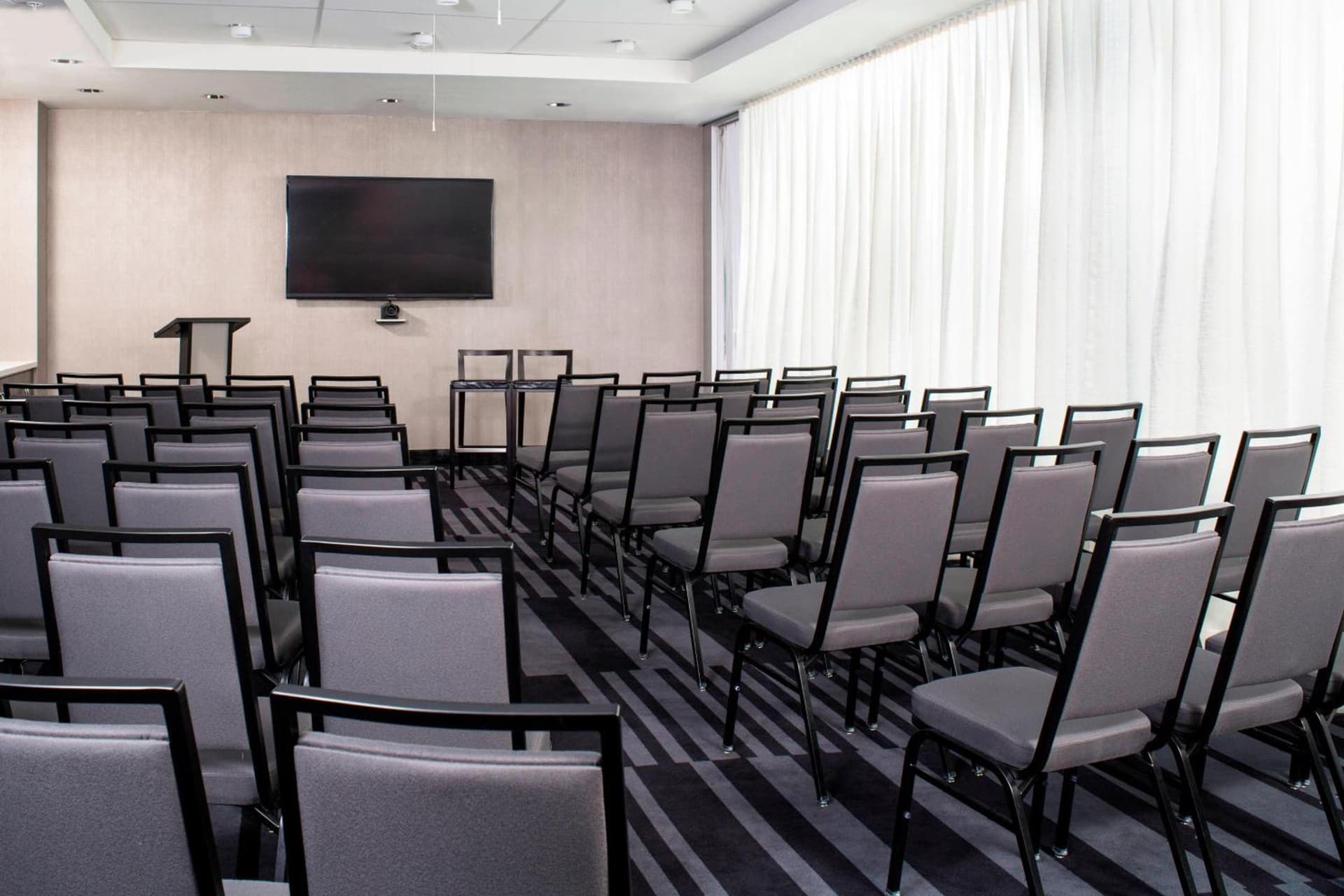 Residence Inn by Marriott New York Manhattan/Central Park gallery photo in New York, NY — image 12