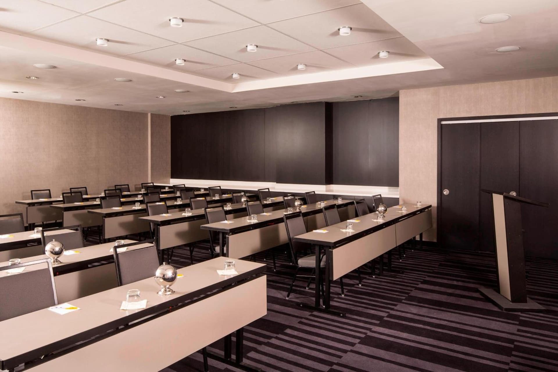 Residence Inn by Marriott New York Manhattan/Central Park gallery photo in New York, NY — image 40