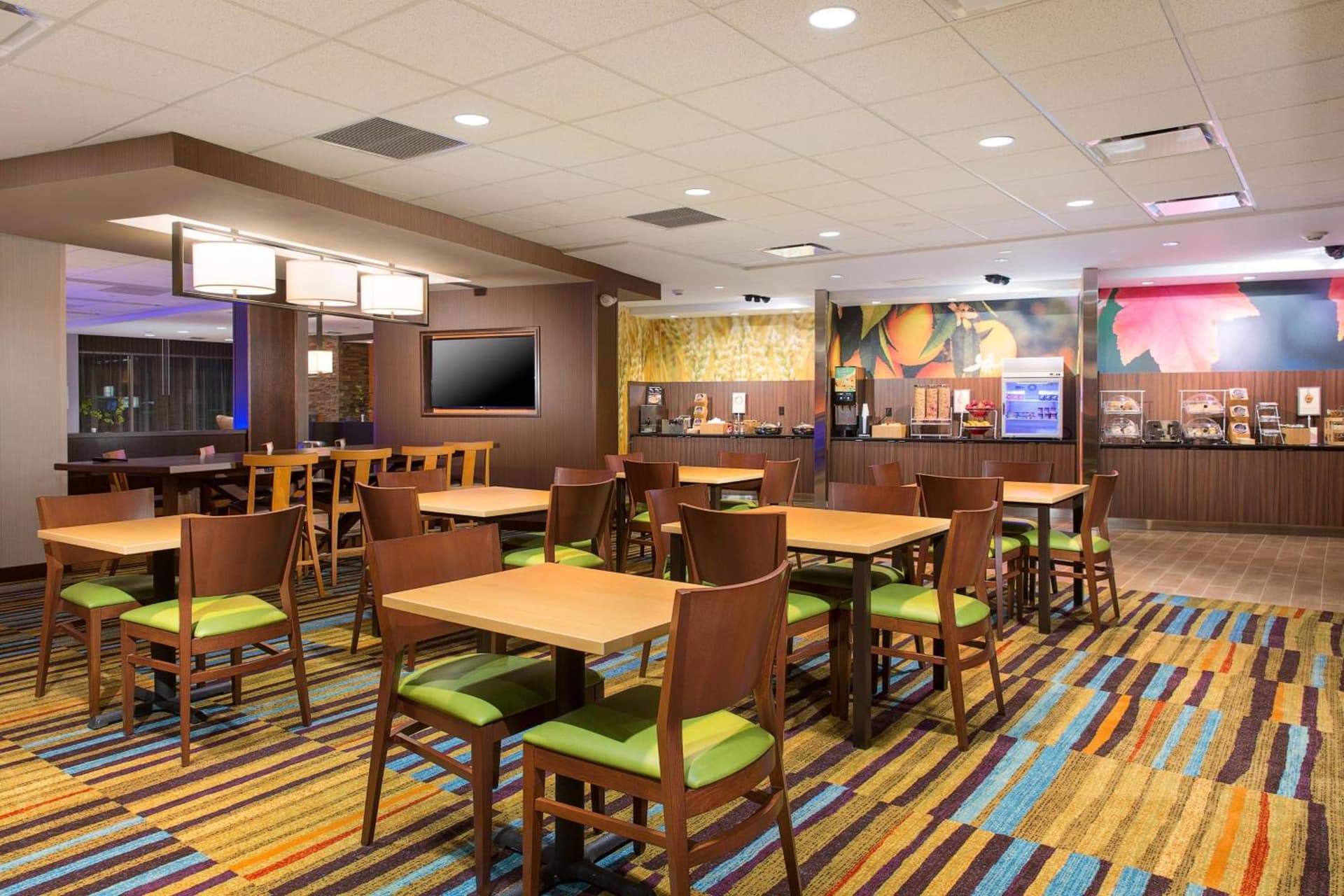Fairfield Inn & Suites by Marriott Sacramento Folsom property views in Folsom, CA — gallery photo 3