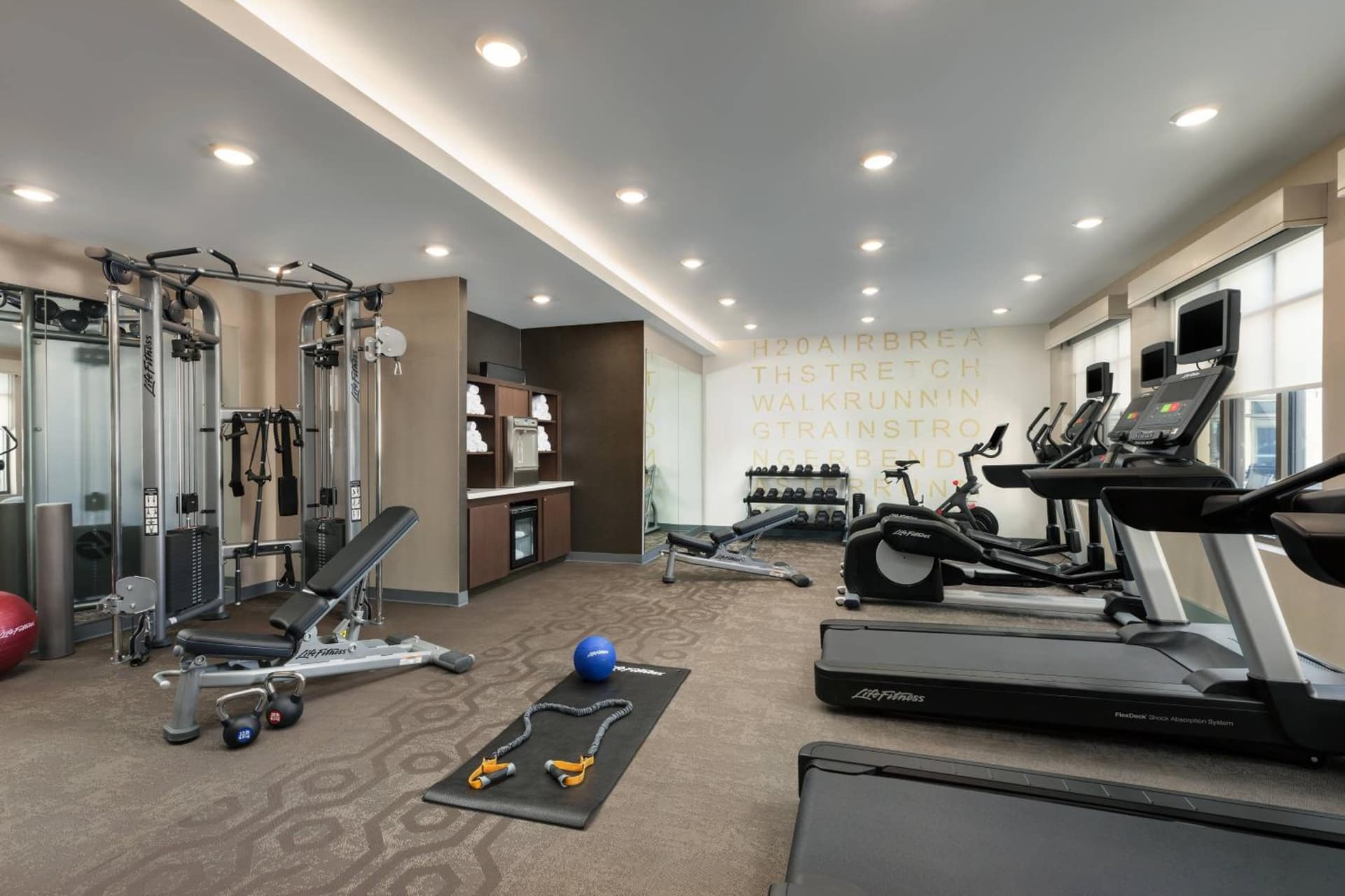 Residence Inn Long Island Garden City gallery photo in Garden City, NY — image 14