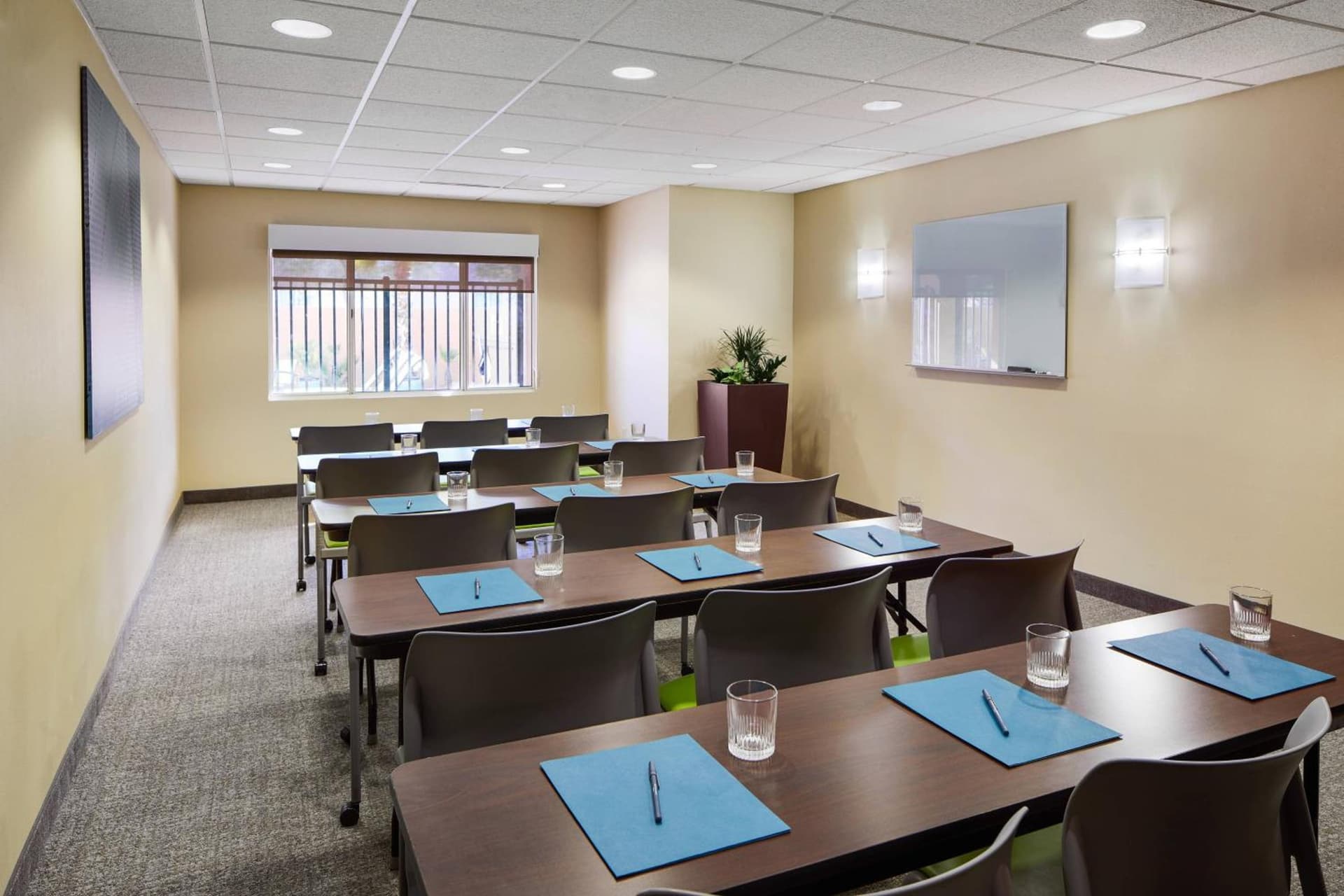 SpringHill Suites Tempe at Arizona Mills Mall gallery photo in Tempe, AZ — image 15