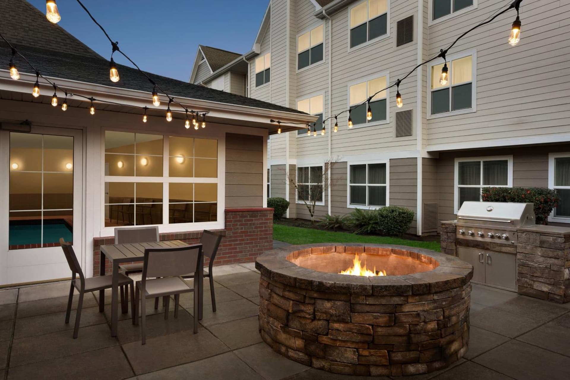 Residence Inn by Marriott Salem gallery photo in Salem, OR — image 12