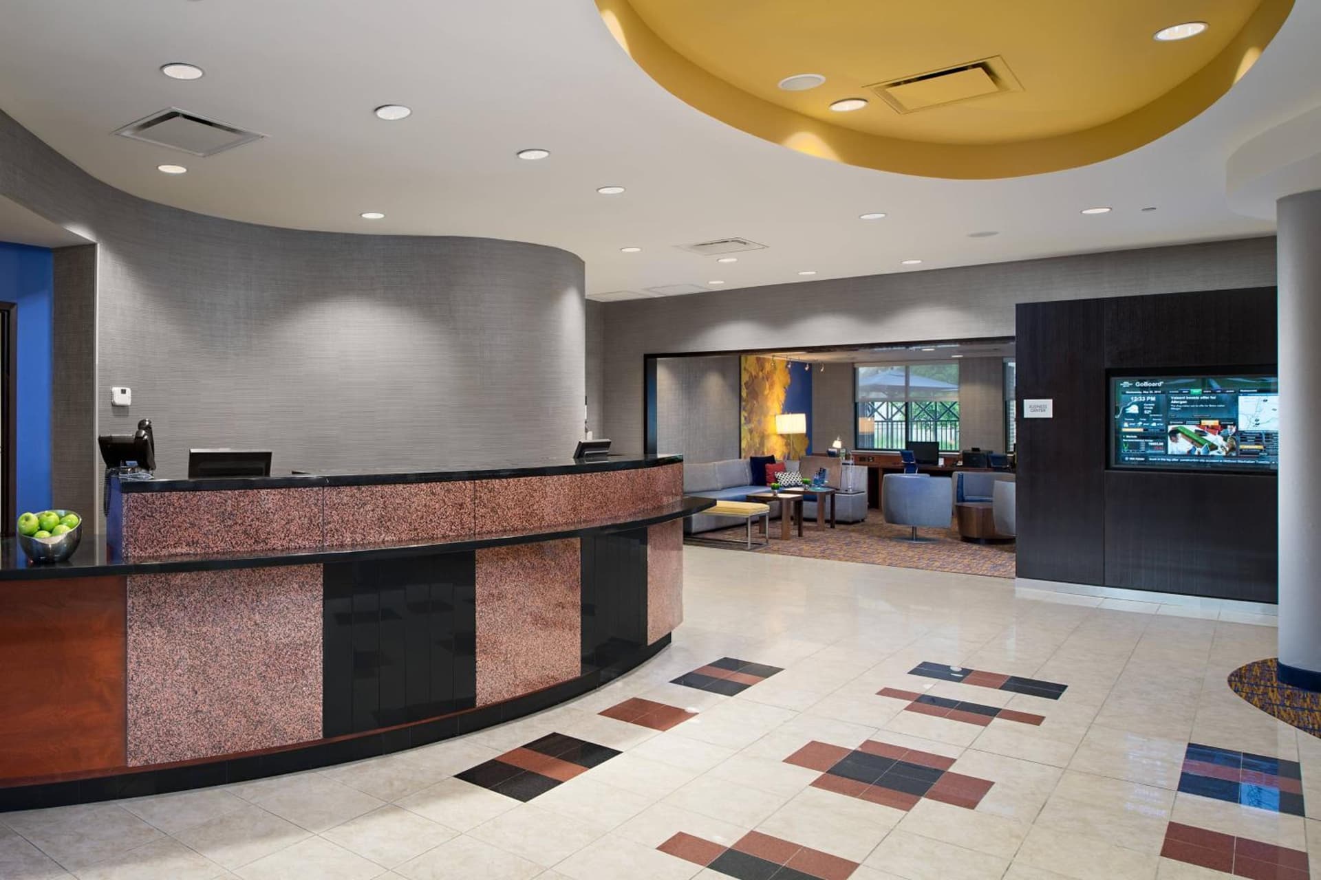 Courtyard by Marriott Hanover Lebanon interior in Lebanon, NH — gallery photo 2