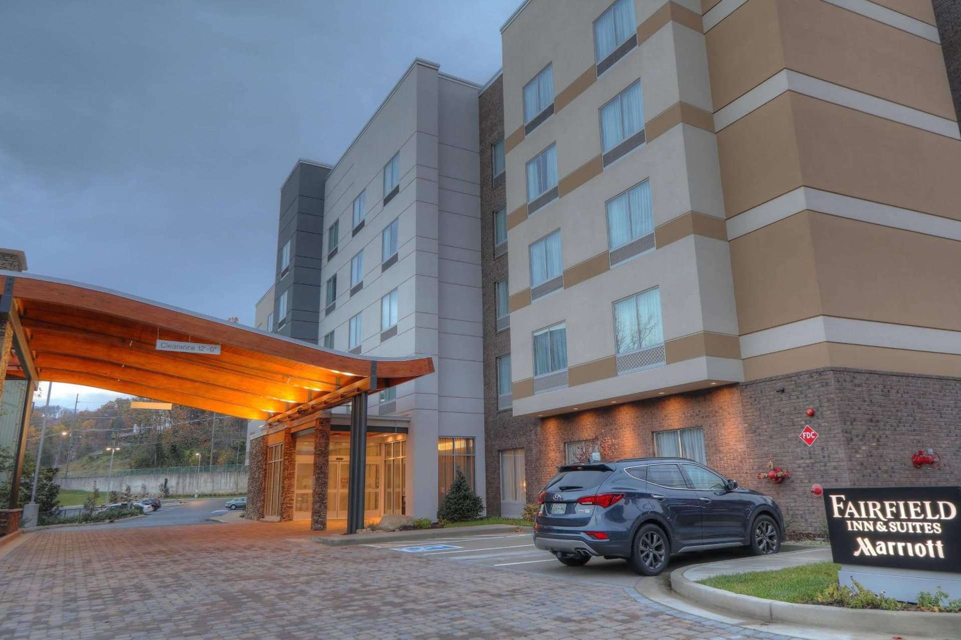 Fairfield Inn & Suites by Marriott Gatlinburg Downtown interior in Gatlinburg, TN — gallery photo 2