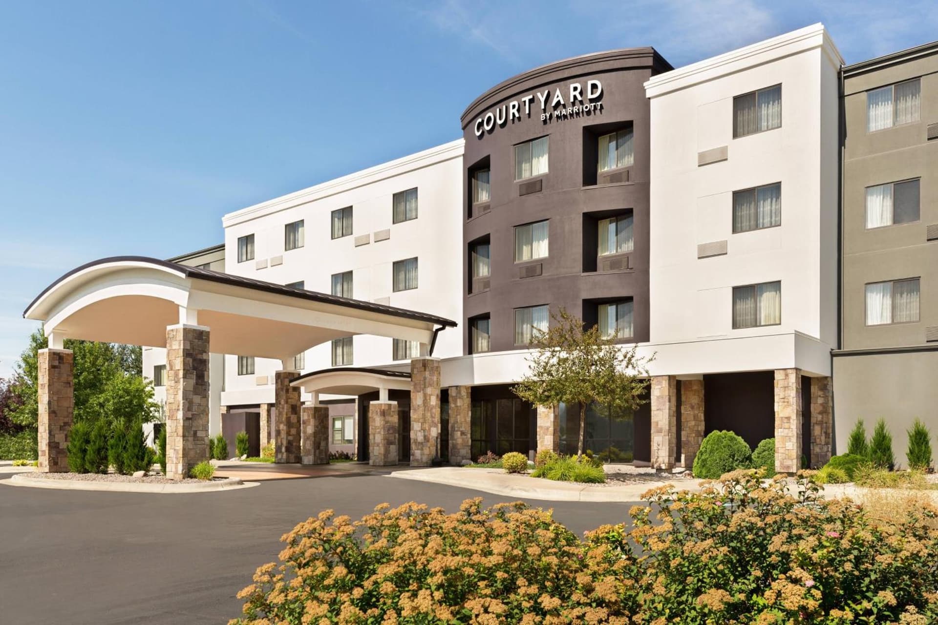 Courtyard Missoula featured exterior or lobby in Missoula, MT — similar hotel