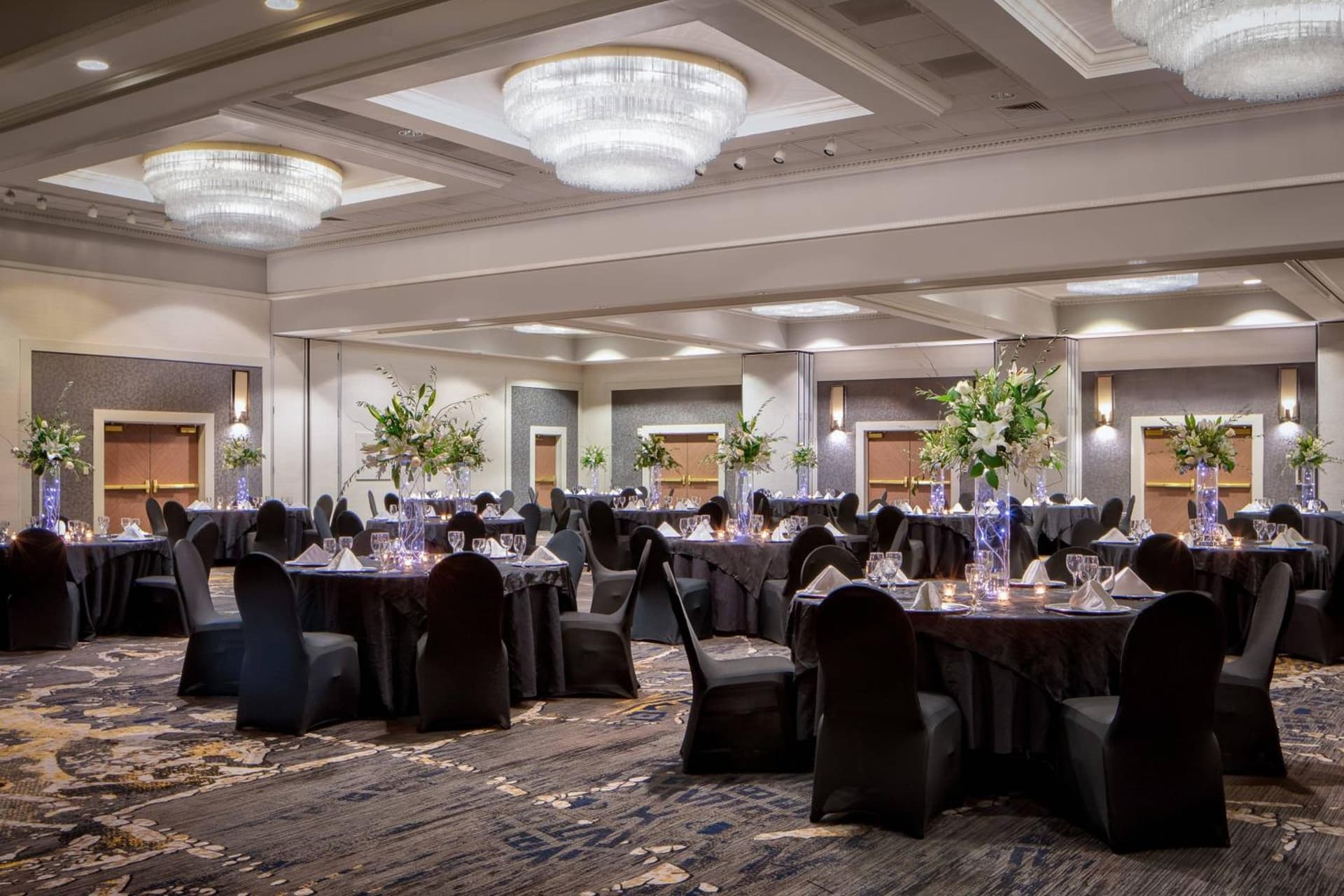 Marriott Albuquerque interior in Albuquerque, NM — gallery photo 2