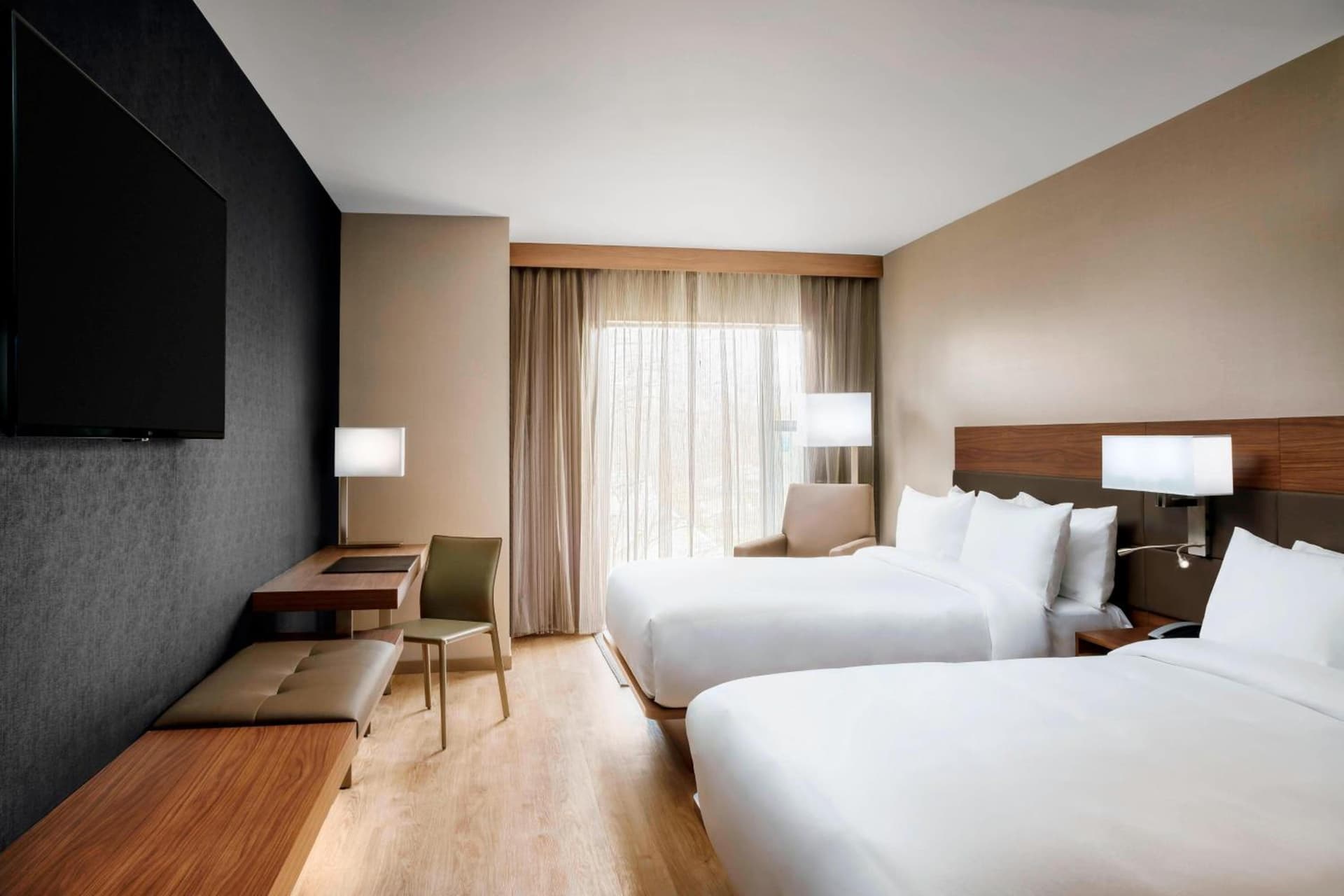 AC Hotel by Marriott Chapel Hill Downtown gallery photo in Chapel Hill, NC — image 18