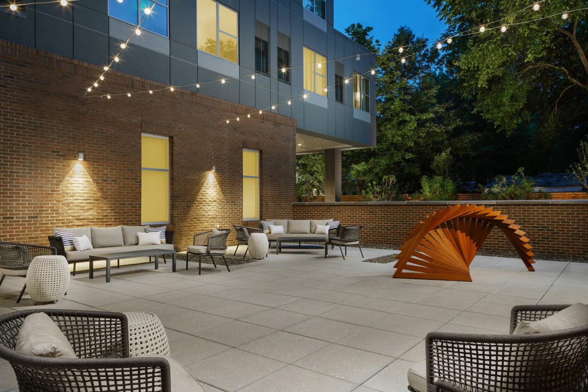 AC Hotel by Marriott Chapel Hill Downtown gallery photo in Chapel Hill, NC — image 7