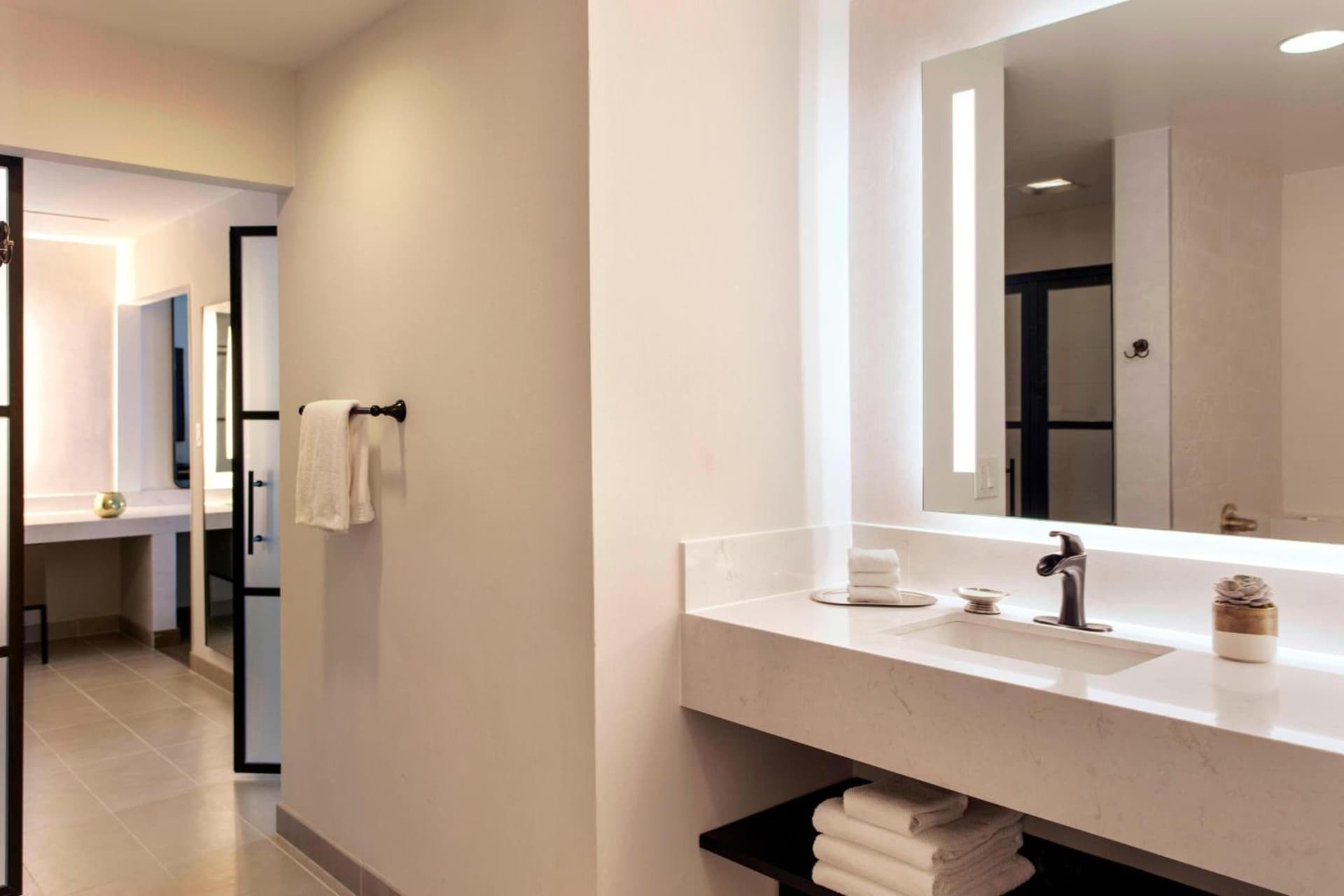 Renaissance Denver Hotel & Conference Center gallery photo in Denver, CO — image 34