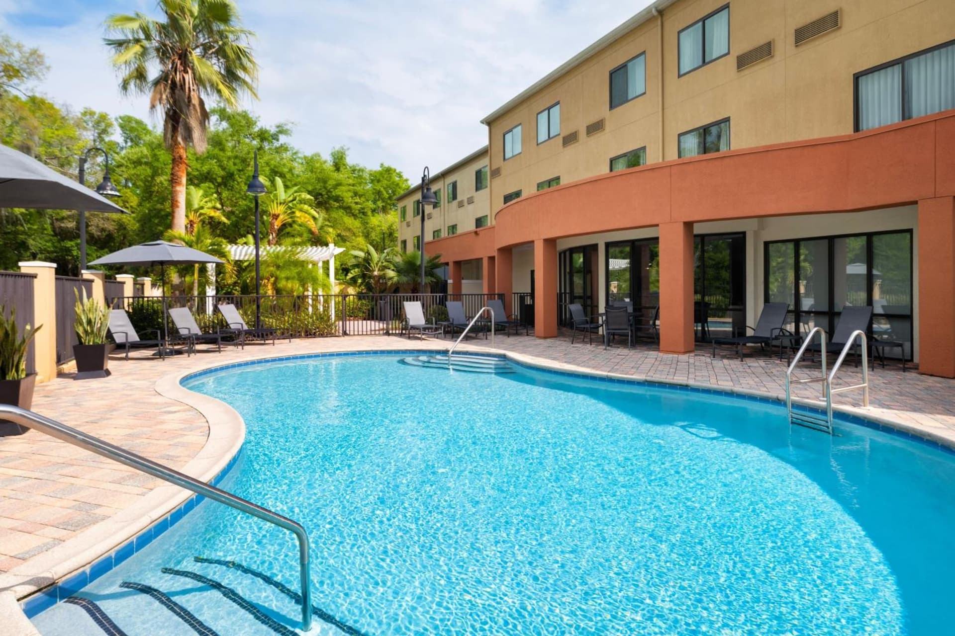 Fairfield Inn & Suites Orlando Ocoee interior in Orlando, FL — gallery photo 2