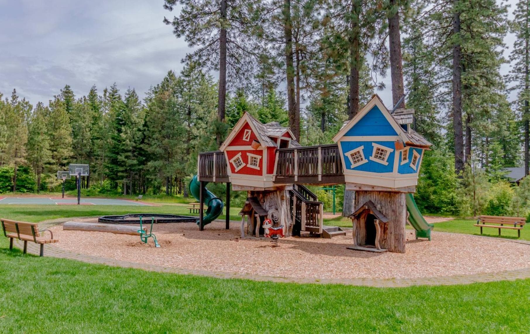 Suncadia Lodge Studio Unit property views in Cle Elum, WA — gallery photo 3