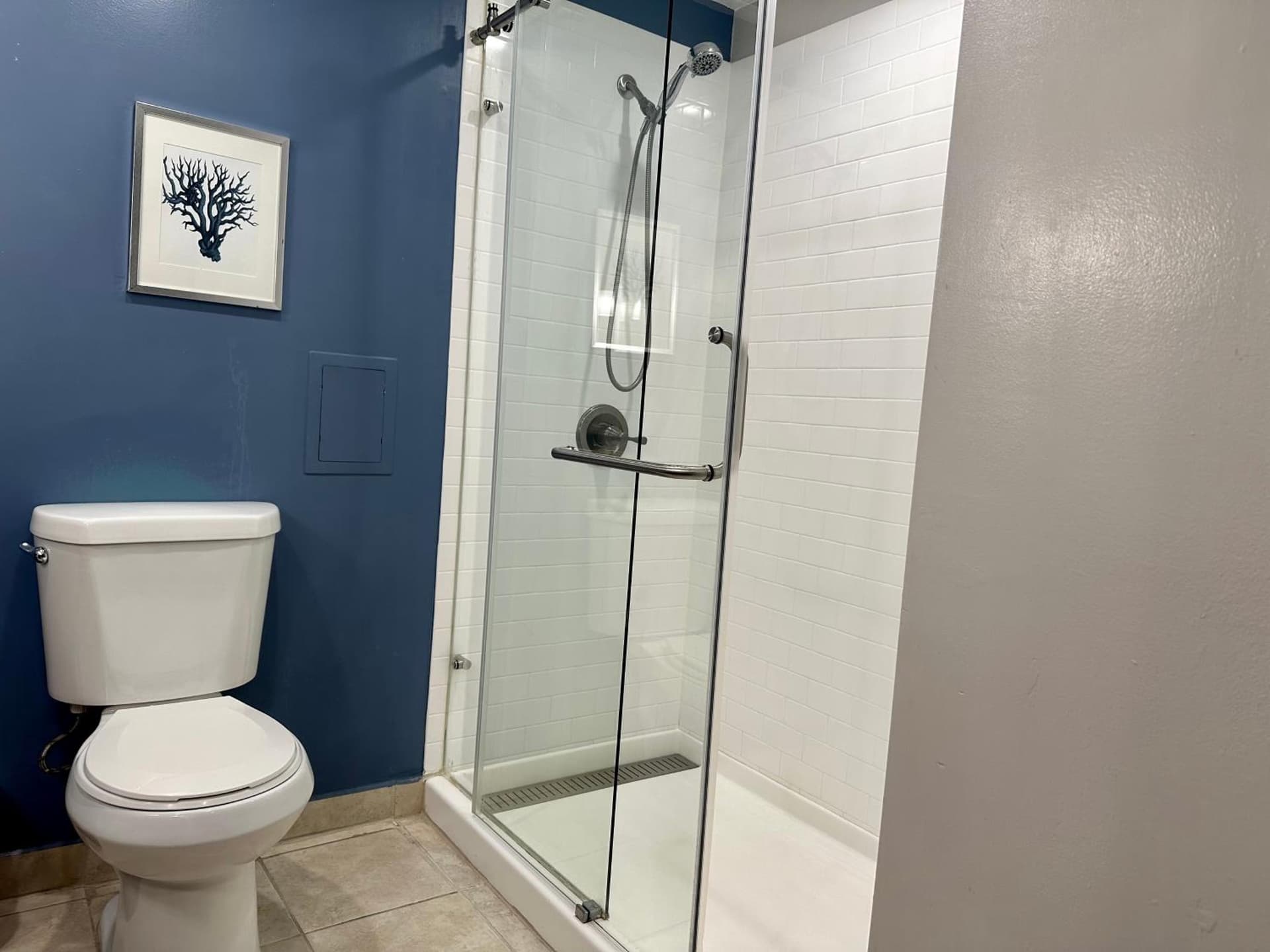 The Pacific Inn gallery photo in Seal Beach, CA — image 36