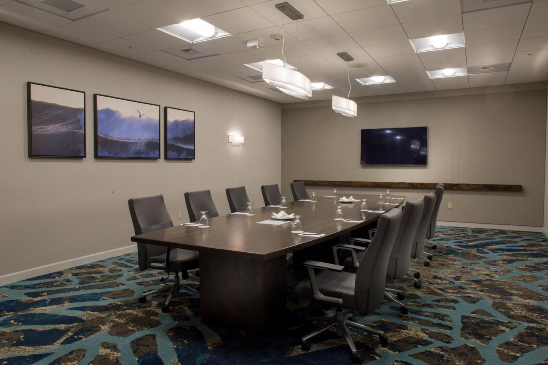 Crowne Plaza Ventura Beach by IHG gallery photo in Ventura, CA — image 8