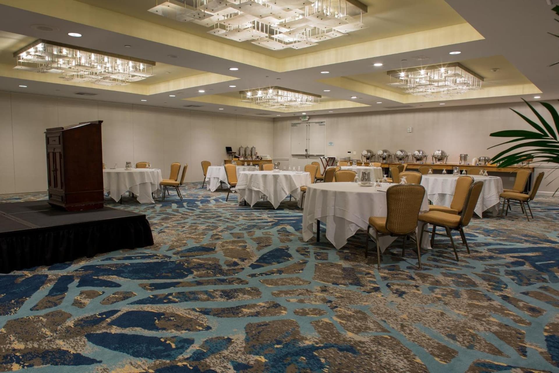 Crowne Plaza Ventura Beach by IHG gallery photo in Ventura, CA — image 144