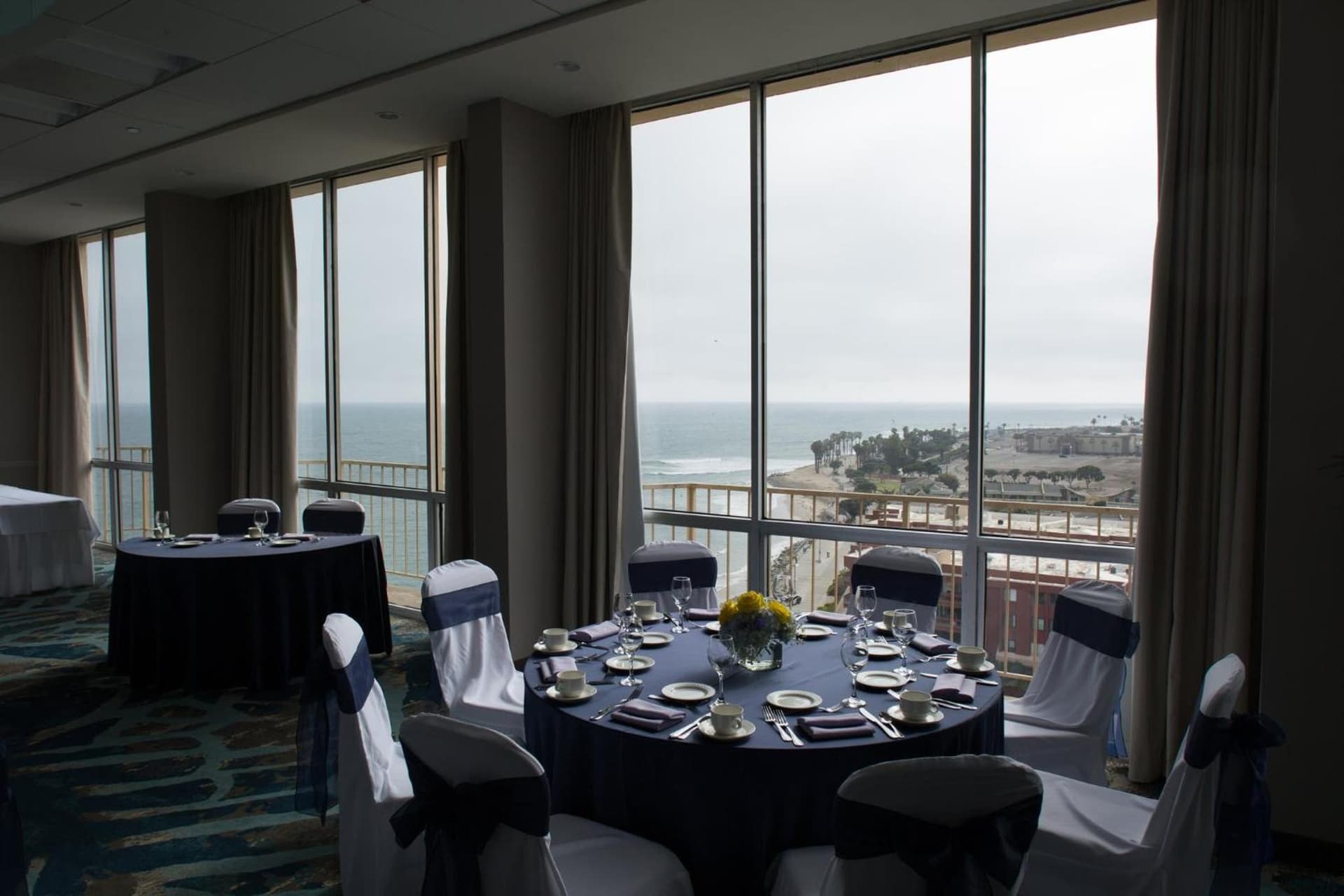 Crowne Plaza Ventura Beach by IHG gallery photo in Ventura, CA — image 19