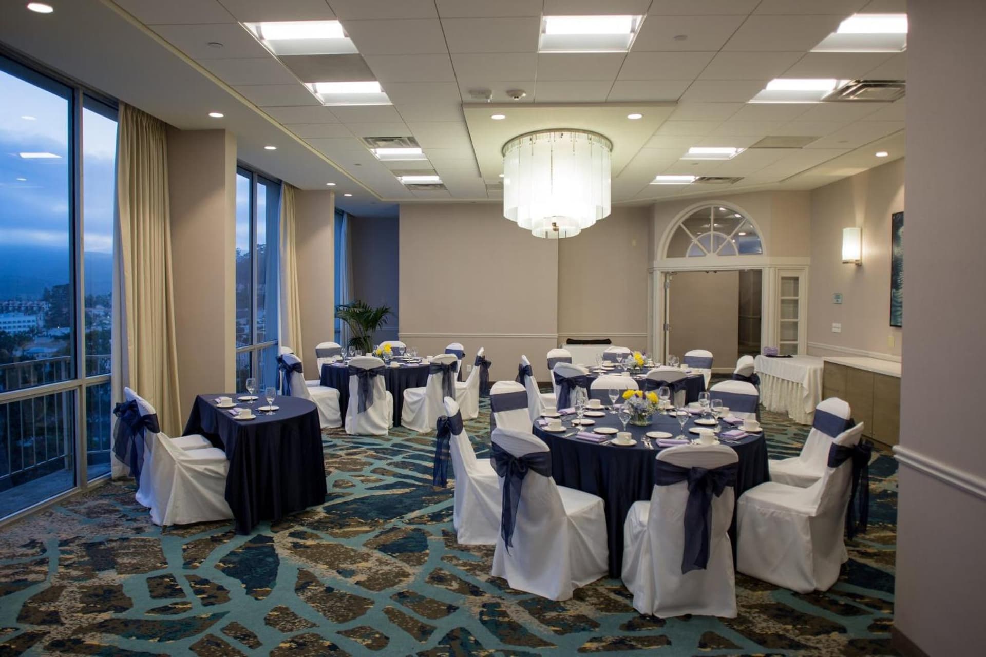 Crowne Plaza Ventura Beach by IHG gallery photo in Ventura, CA — image 160