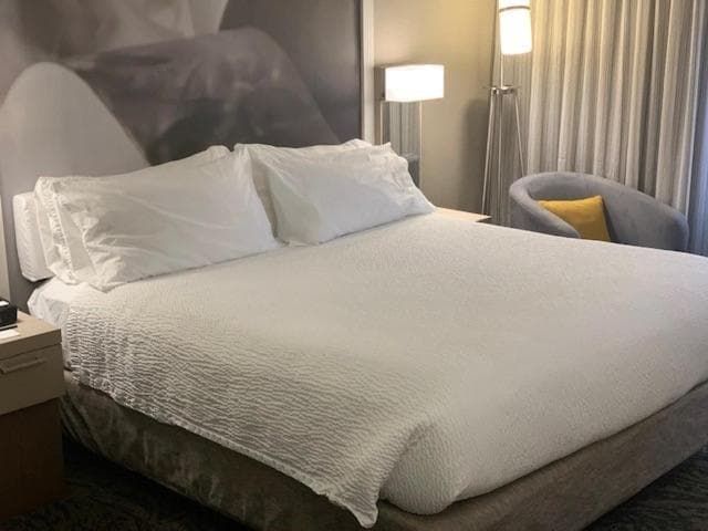 Courtyard by Marriott Hickory gallery photo in Hickory, NC — image 9