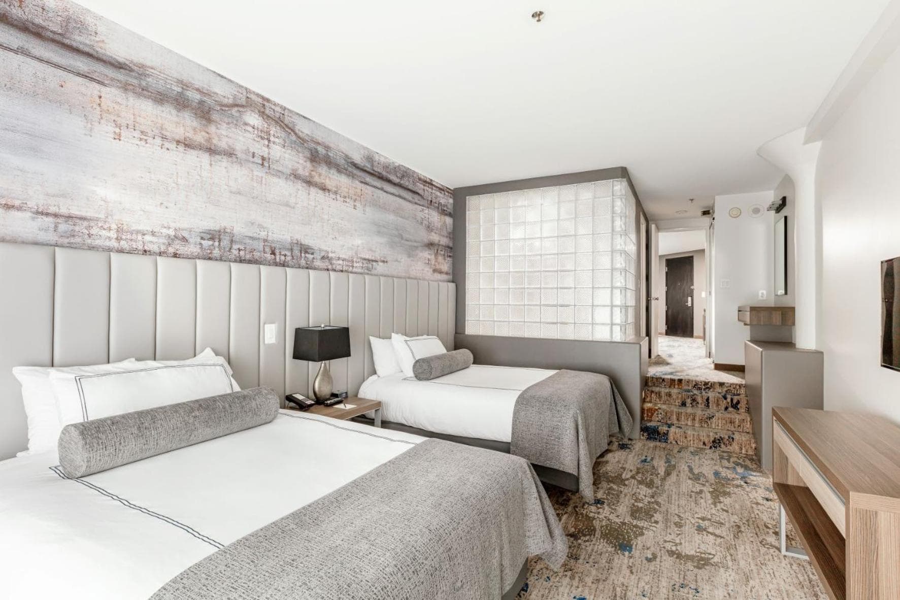 Atheneum Suite Hotel gallery photo in Detroit, MI — image 8