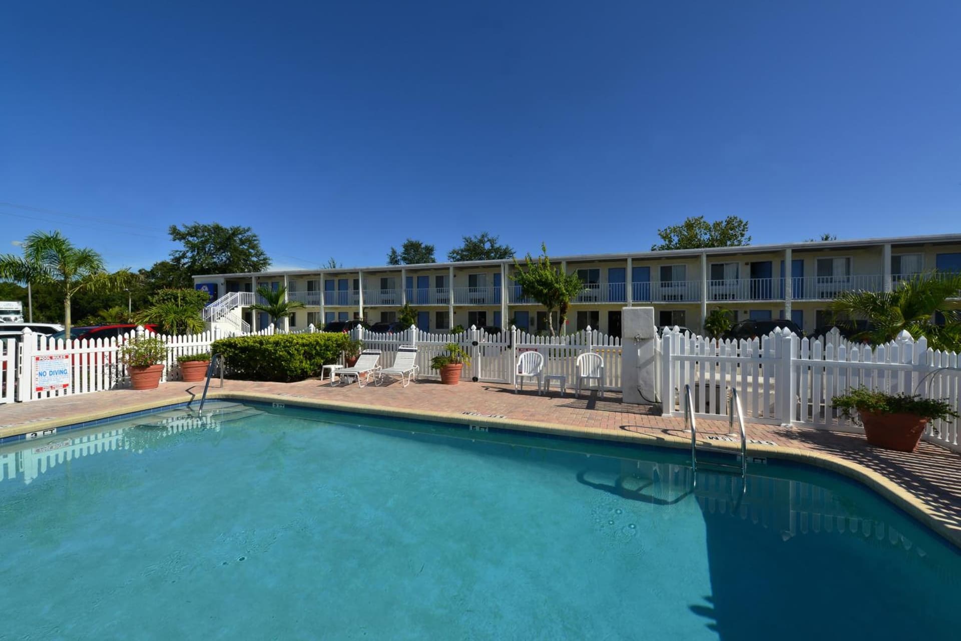 Americas Best Value Inn Bradenton-Sarasota gallery photo in Bradenton, FL — image 30