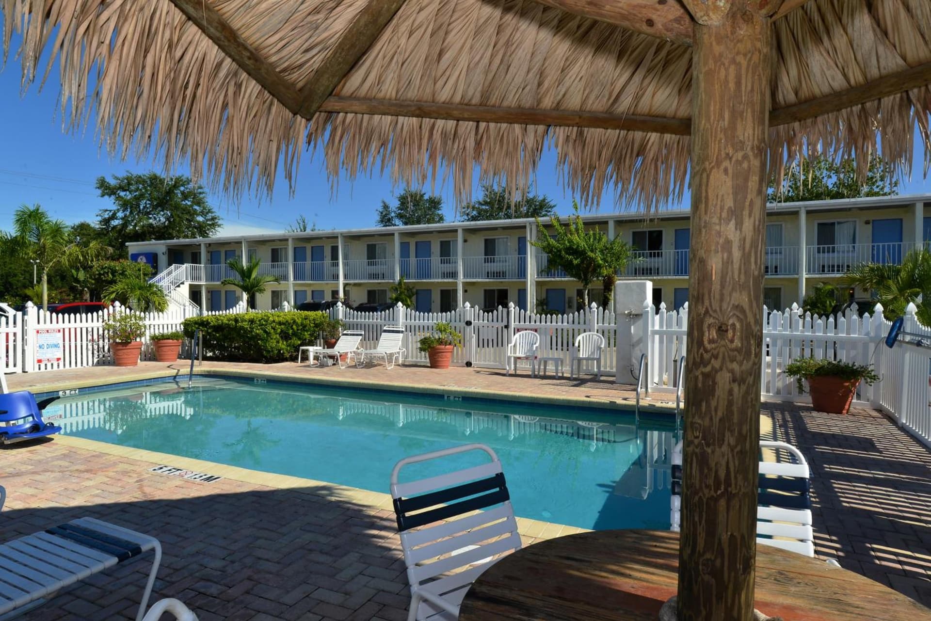 Americas Best Value Inn Bradenton-Sarasota gallery photo in Bradenton, FL — image 16