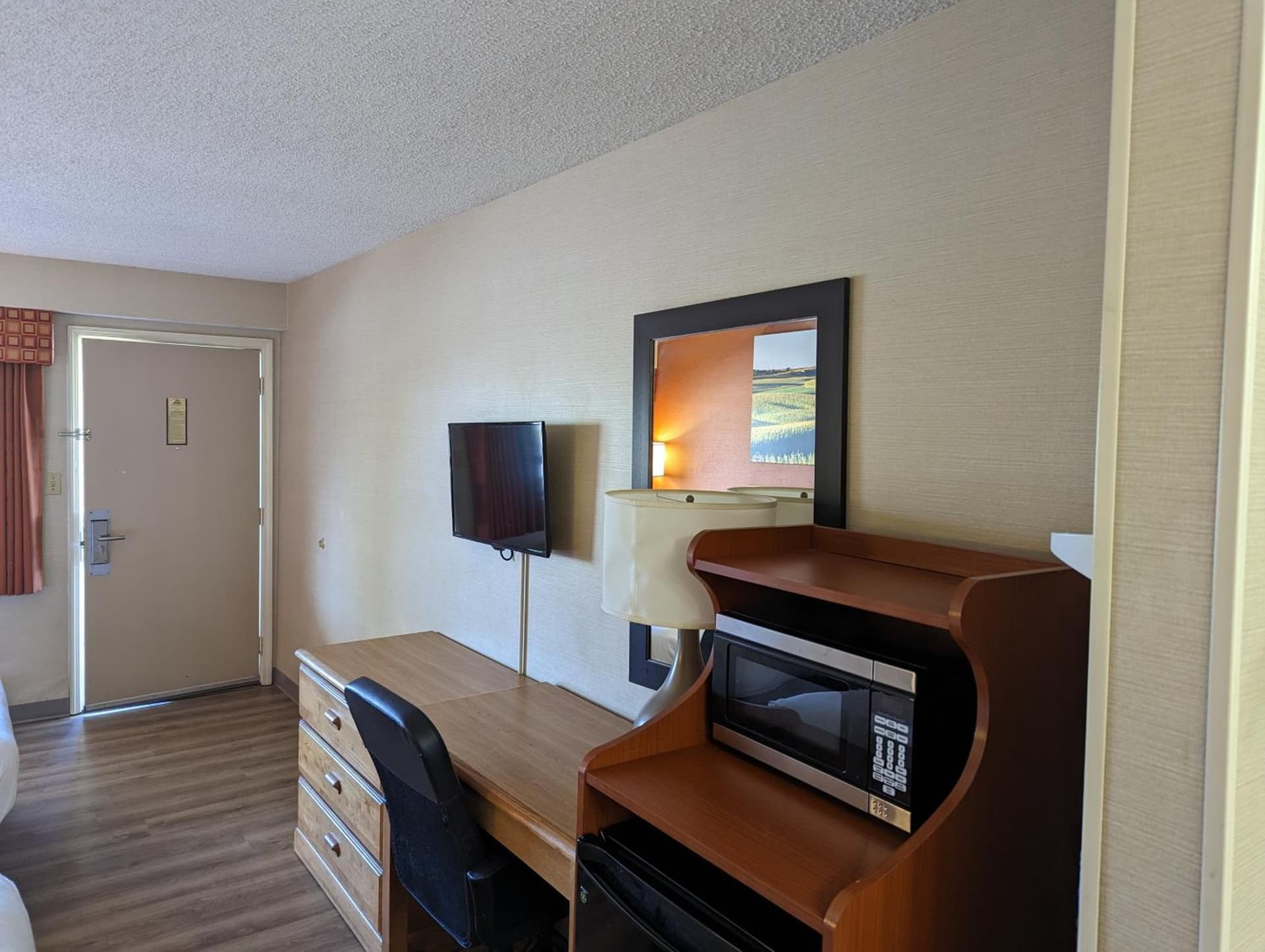 Days Inn by Wyndham Columbus Fairgrounds gallery photo in Columbus, OH — image 9
