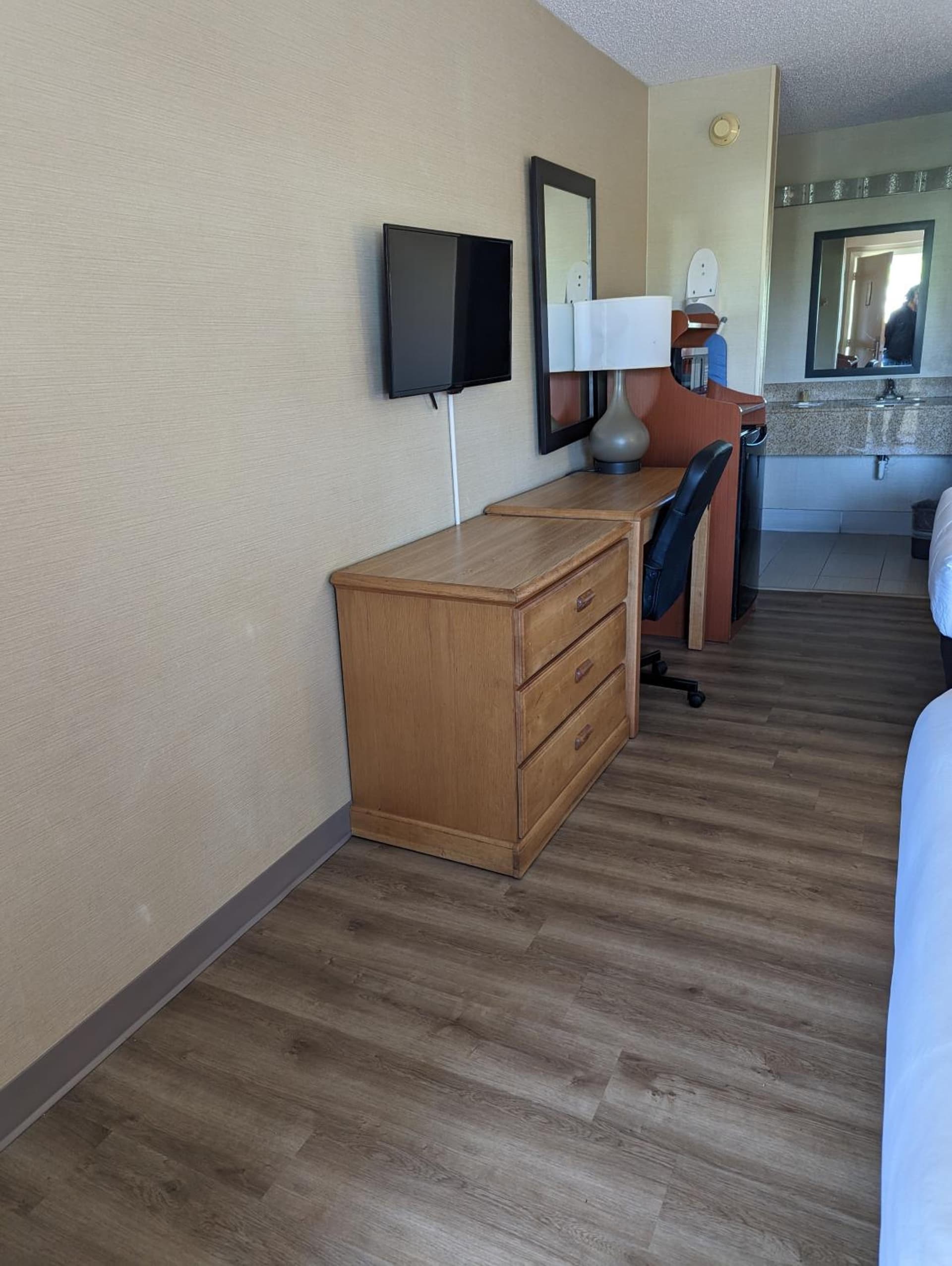 Days Inn by Wyndham Columbus Fairgrounds gallery photo in Columbus, OH — image 8