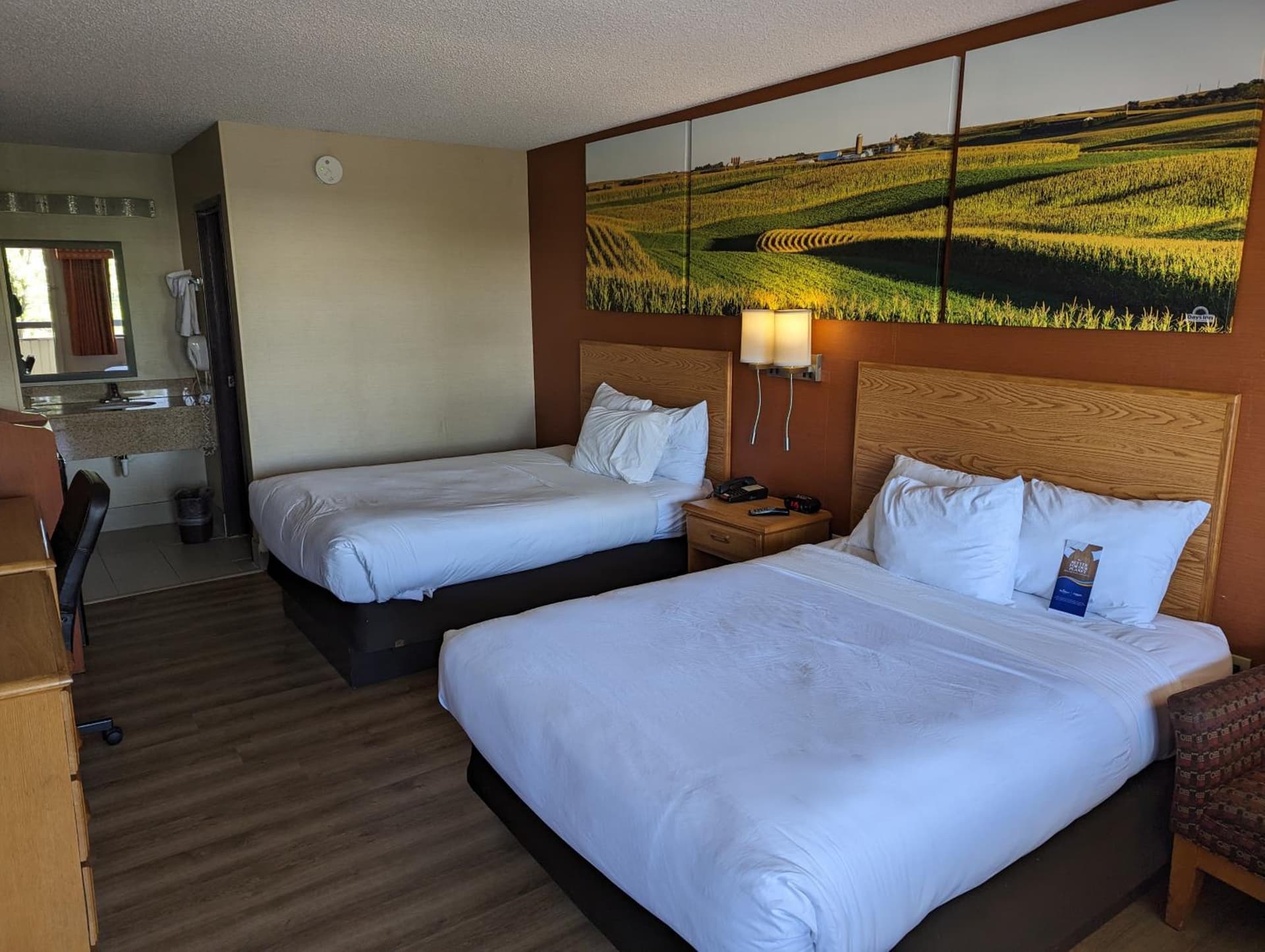 Days Inn by Wyndham Columbus Fairgrounds gallery photo in Columbus, OH — image 32