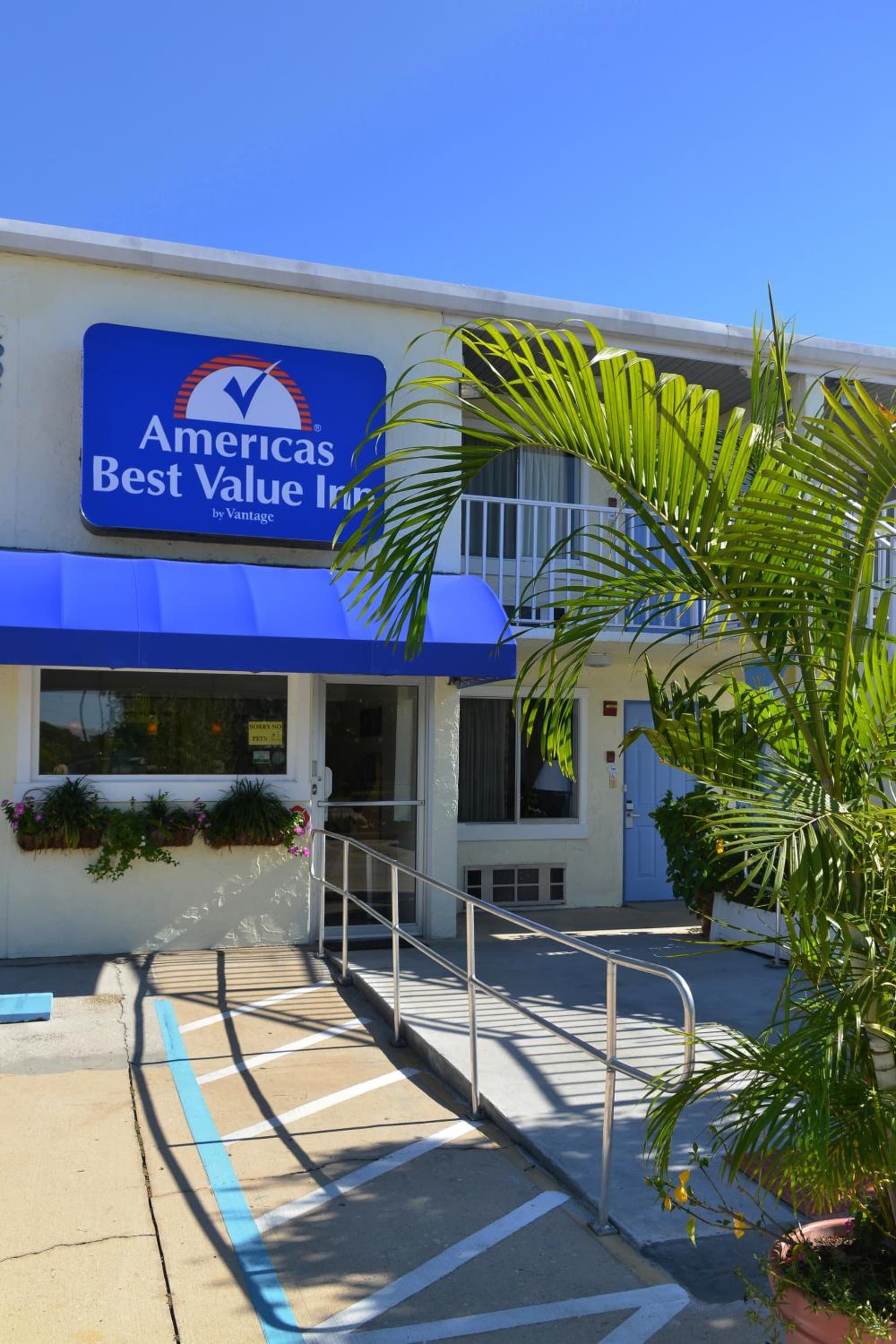 Americas Best Value Inn Bradenton-Sarasota gallery photo in Bradenton, FL — image 27