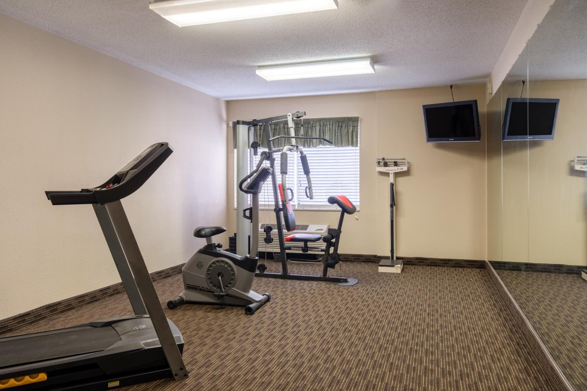 AmericInn by Wyndham Cedar Rapids North gallery photo in Cedar Rapids, IA — image 25