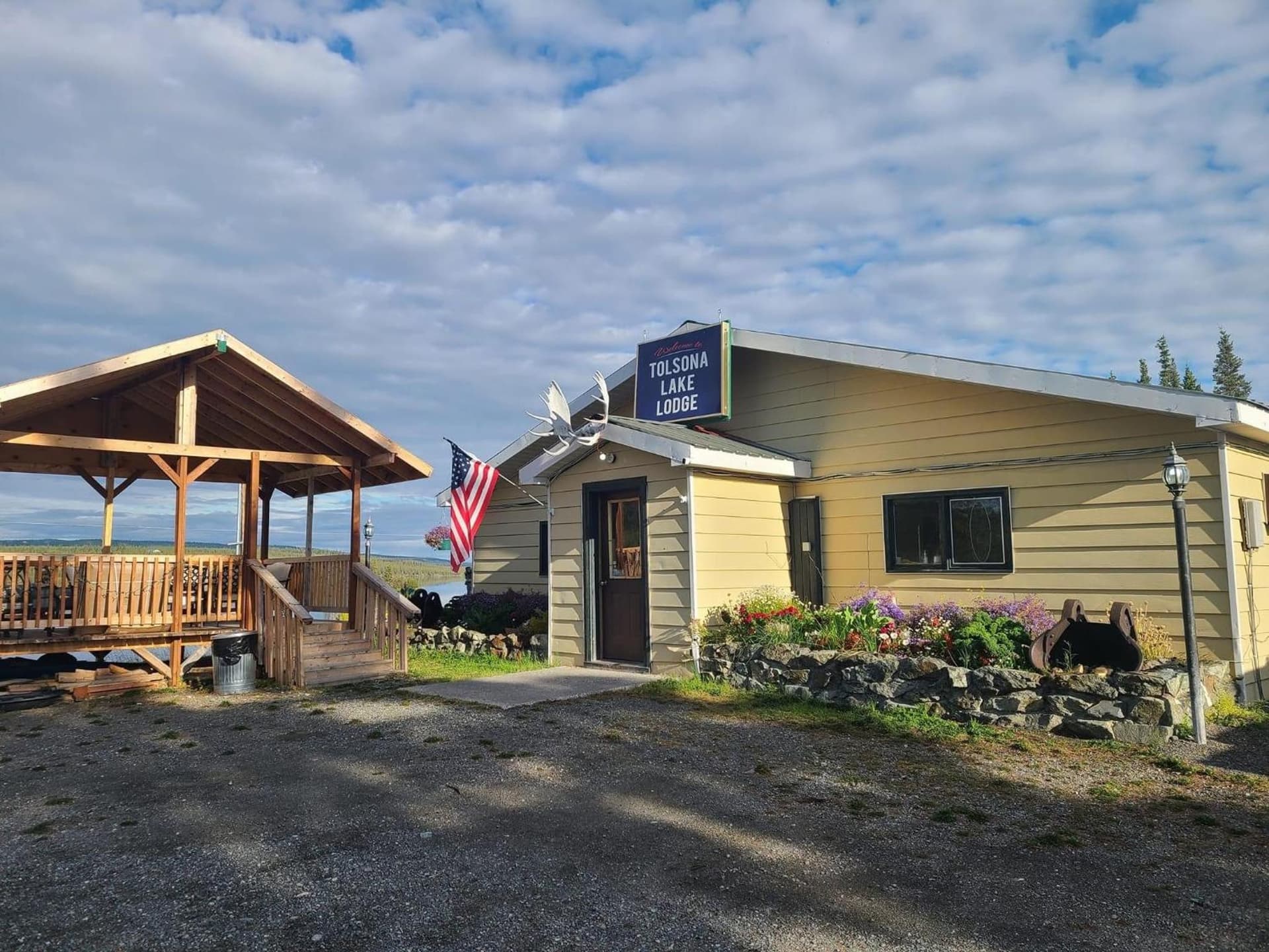Tolsona Lake Lodge featured exterior or lobby in Glennallen, AK — similar hotel