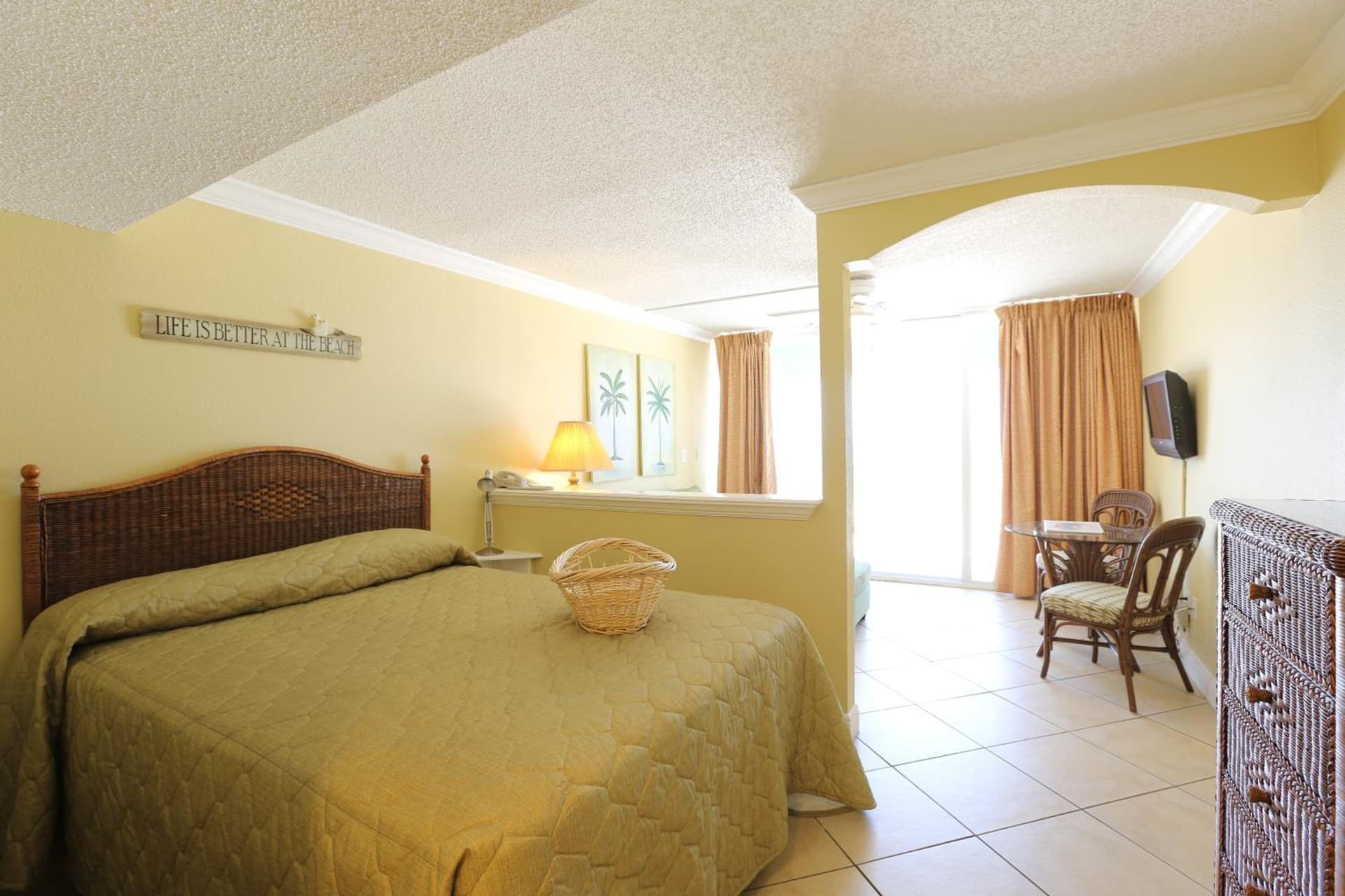 Barefoot Beach Club gallery photo in St Pete Beach, FL — image 21