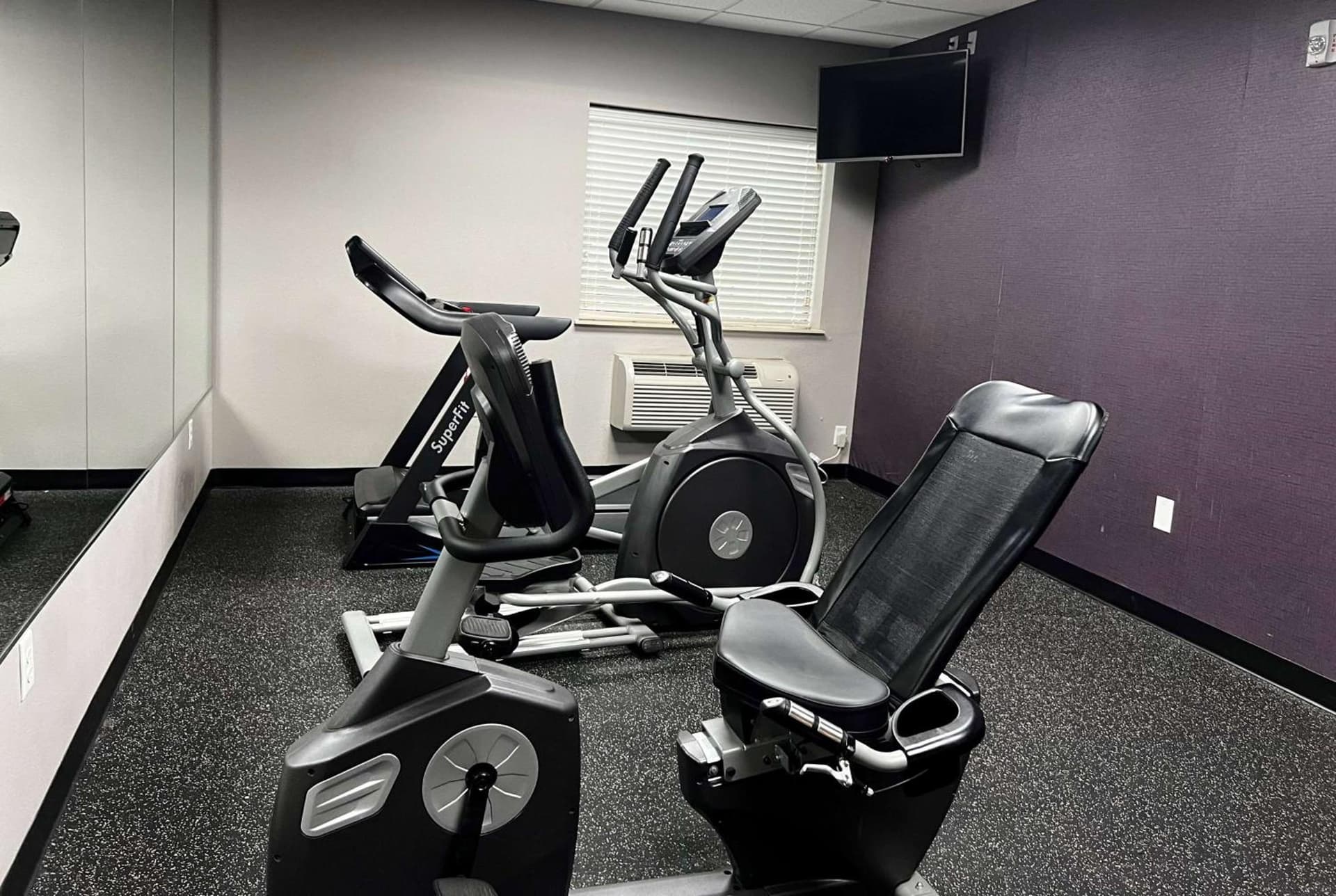 Baymont by Wyndham College Station gallery photo in College Station, TX — image 23