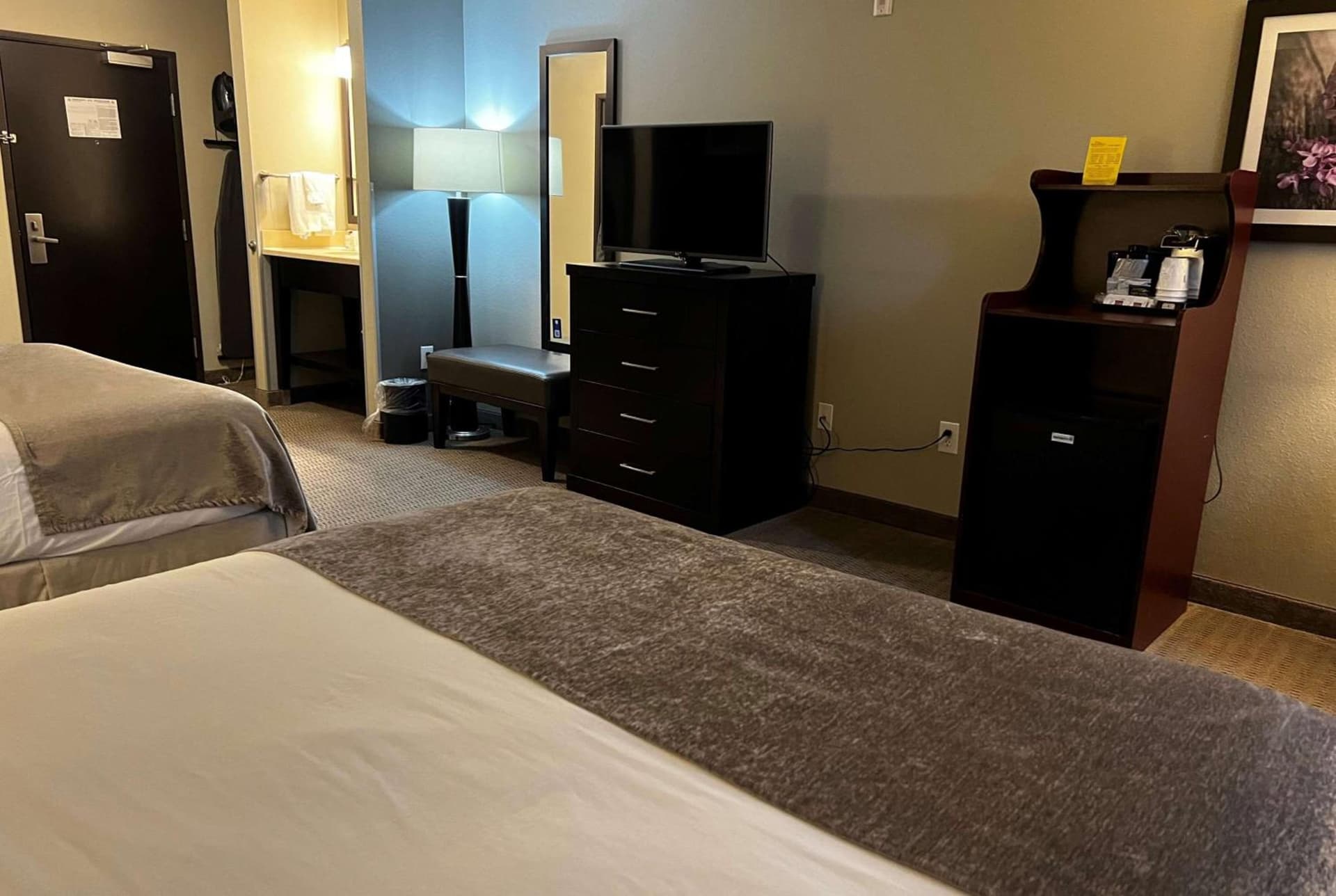 Baymont by Wyndham College Station interior in College Station, TX — gallery photo 2