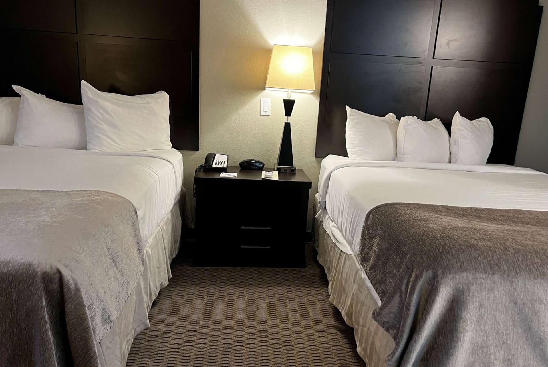 Baymont by Wyndham College Station gallery photo in College Station, TX — image 47